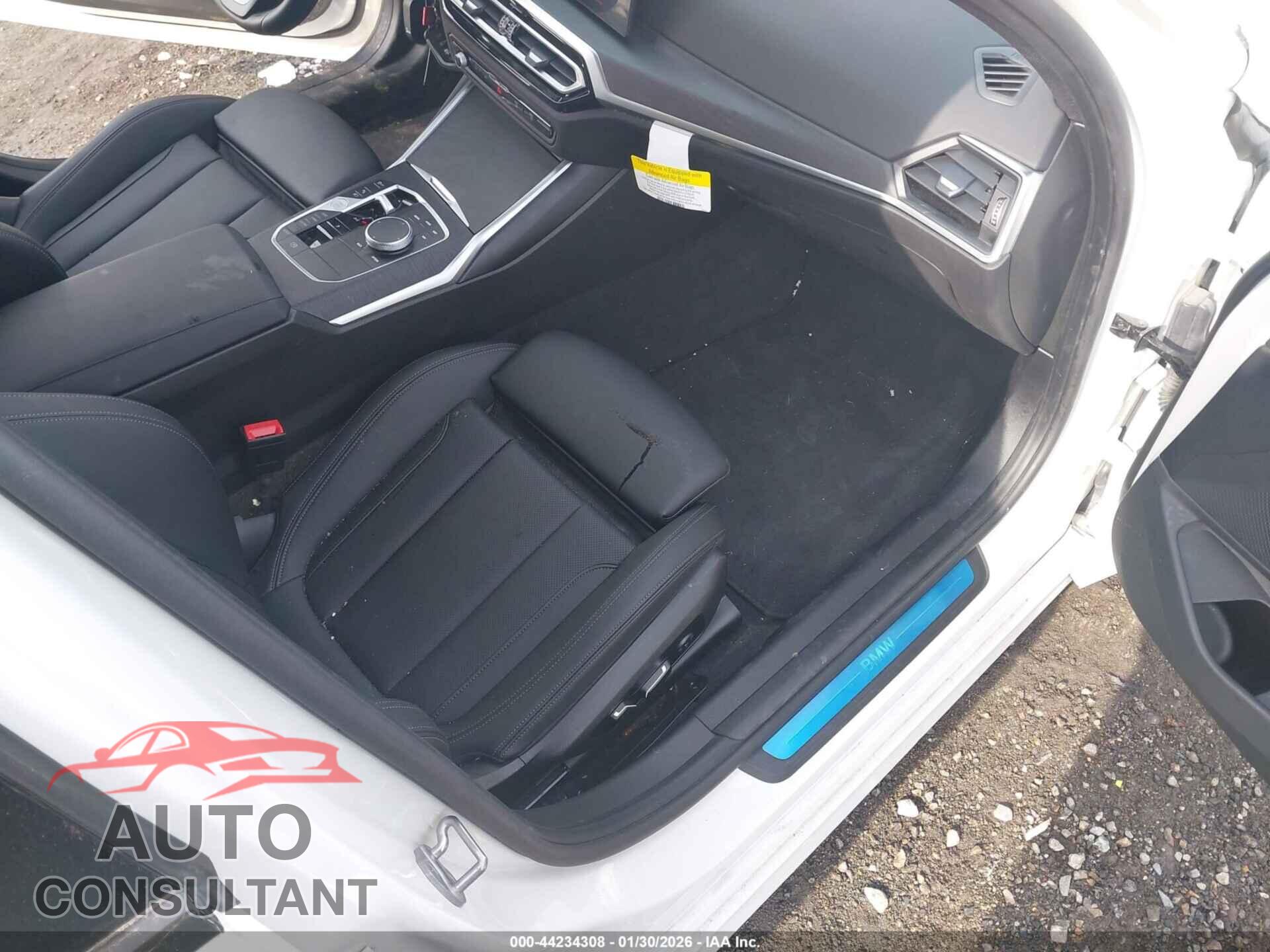 BMW 330E 2024 - 3MW39FF01R8E80207
