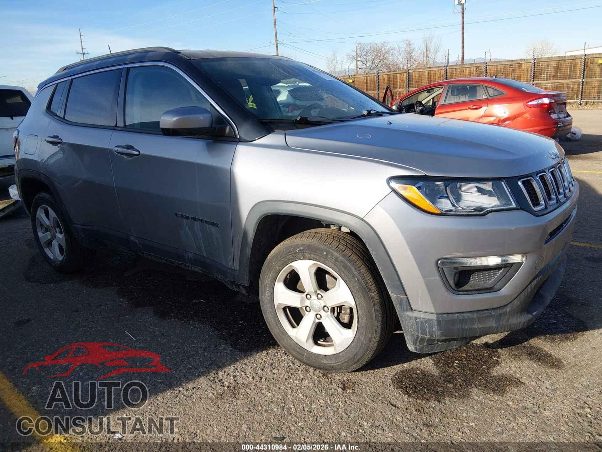 JEEP COMPASS 2018 - 3C4NJDBB9JT168345