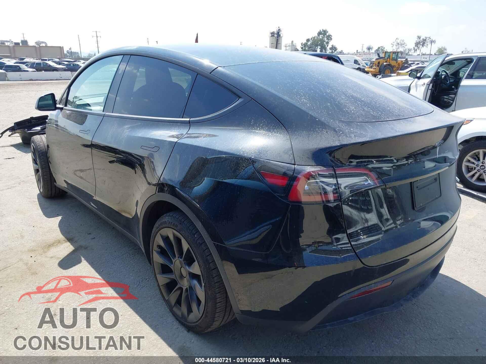 TESLA MODEL Y 2024 - 7SAYGDED7RF094946