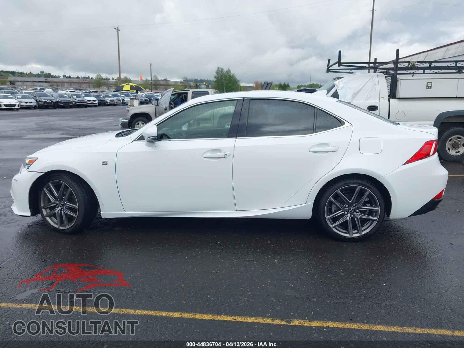 LEXUS IS 250 2015 - JTHBF1D22F5081389