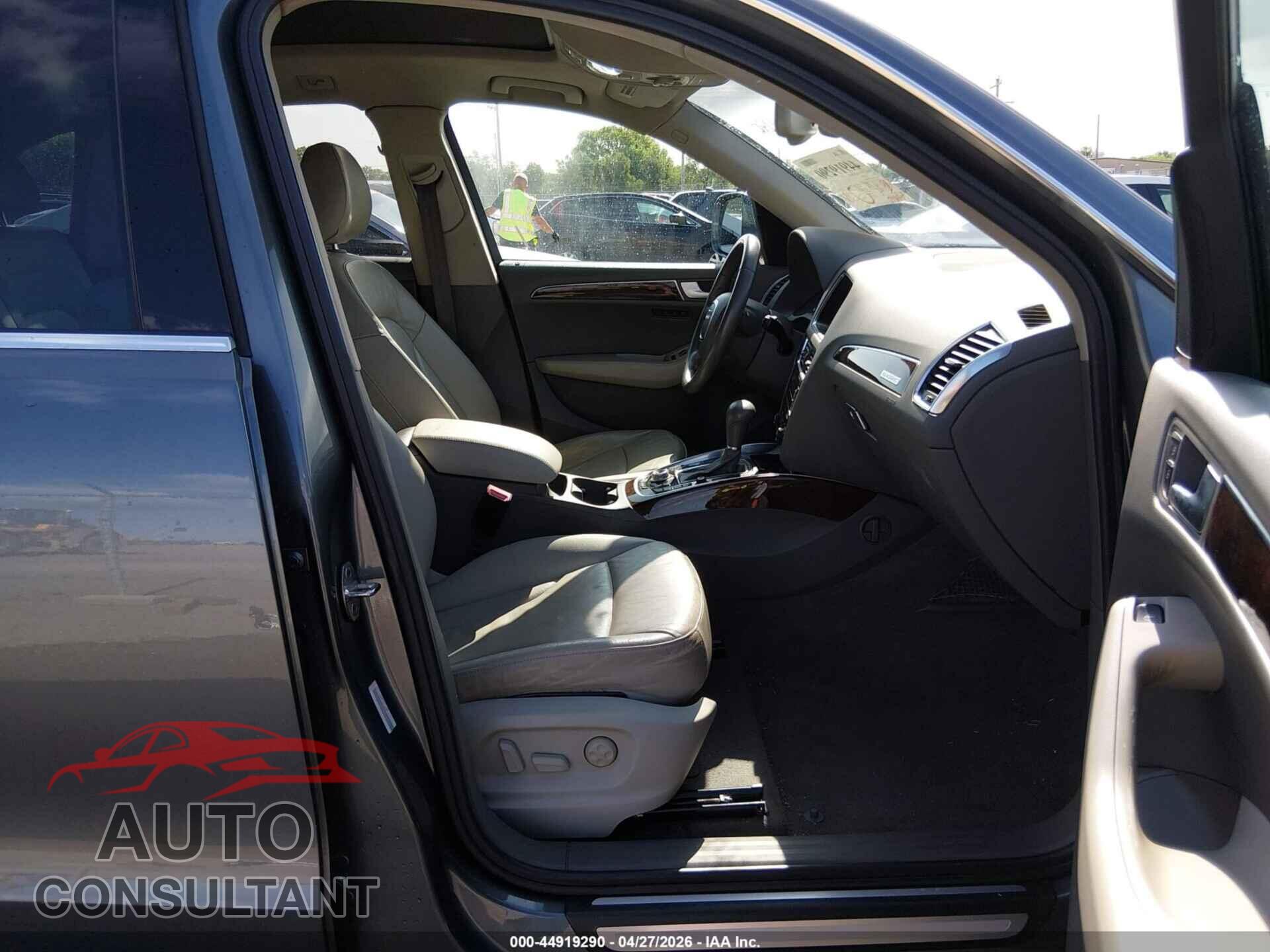 AUDI Q5 2012 - WA1LFAFP1CA066863