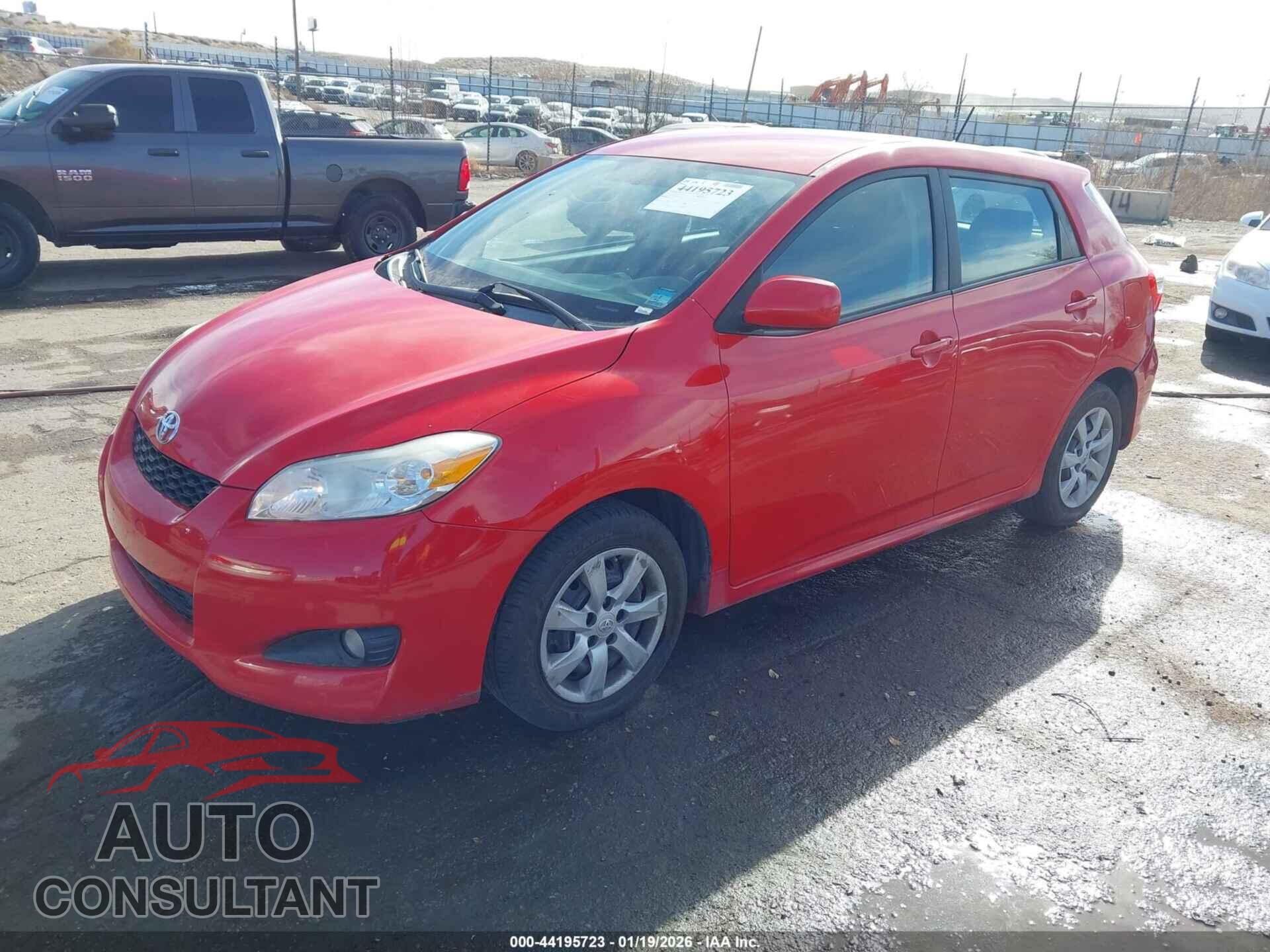 TOYOTA MATRIX 2011 - 2T1LE4EE3BC019970
