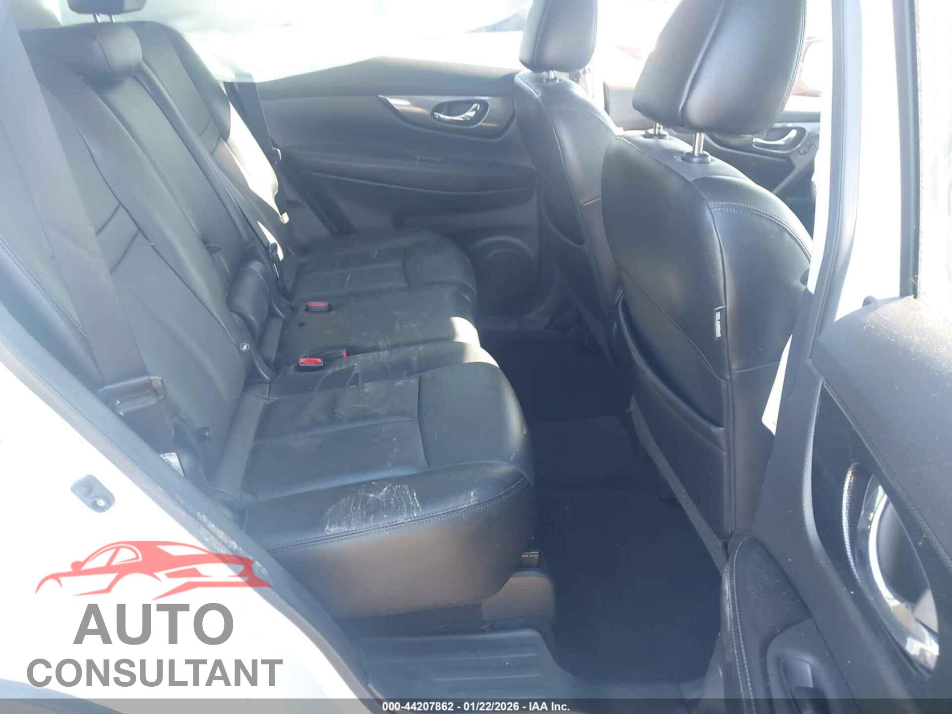 NISSAN ROGUE 2015 - 5N1AT2MT8FC888012