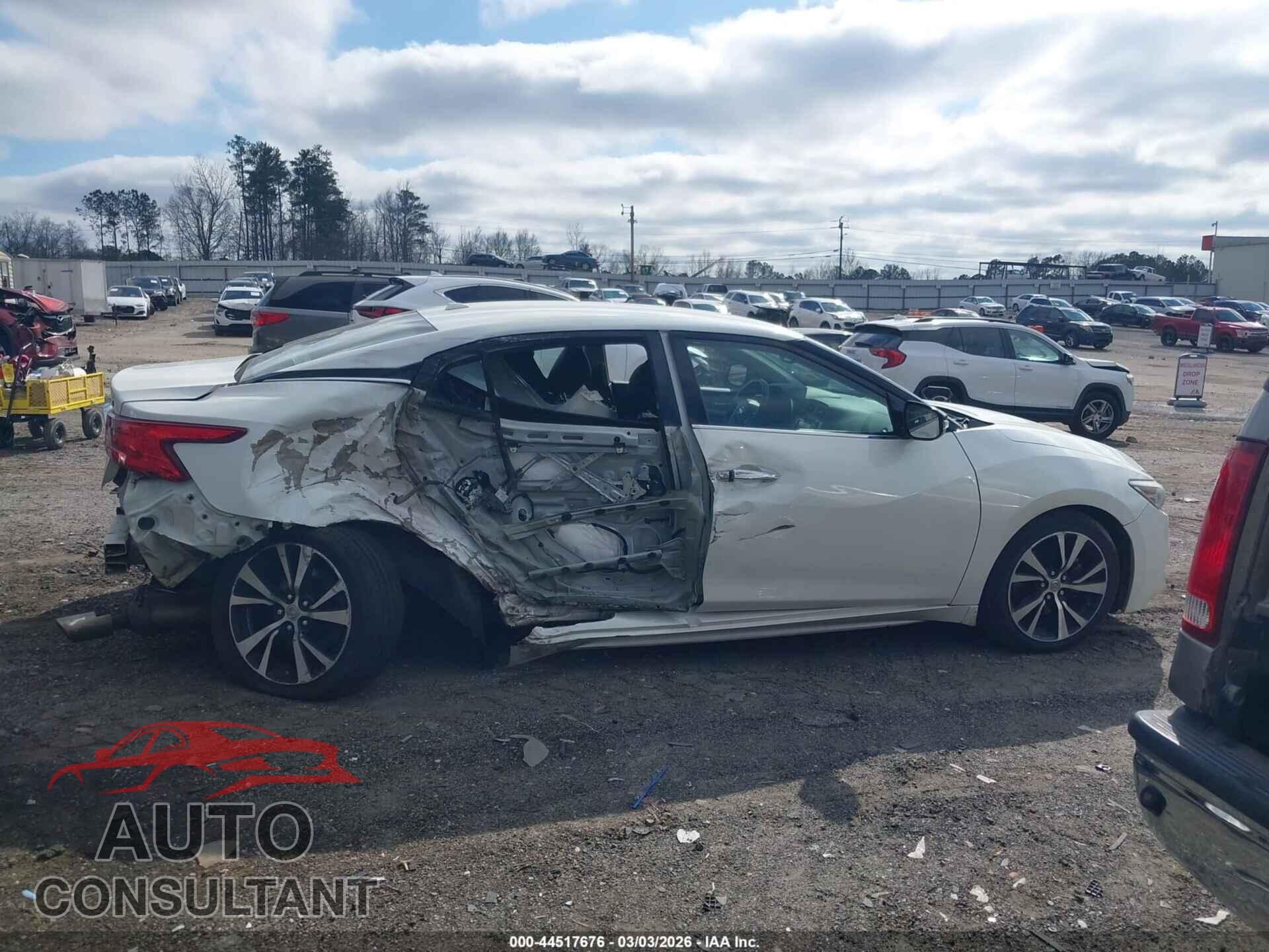 NISSAN MAXIMA 2018 - 1N4AA6AP1JC393044