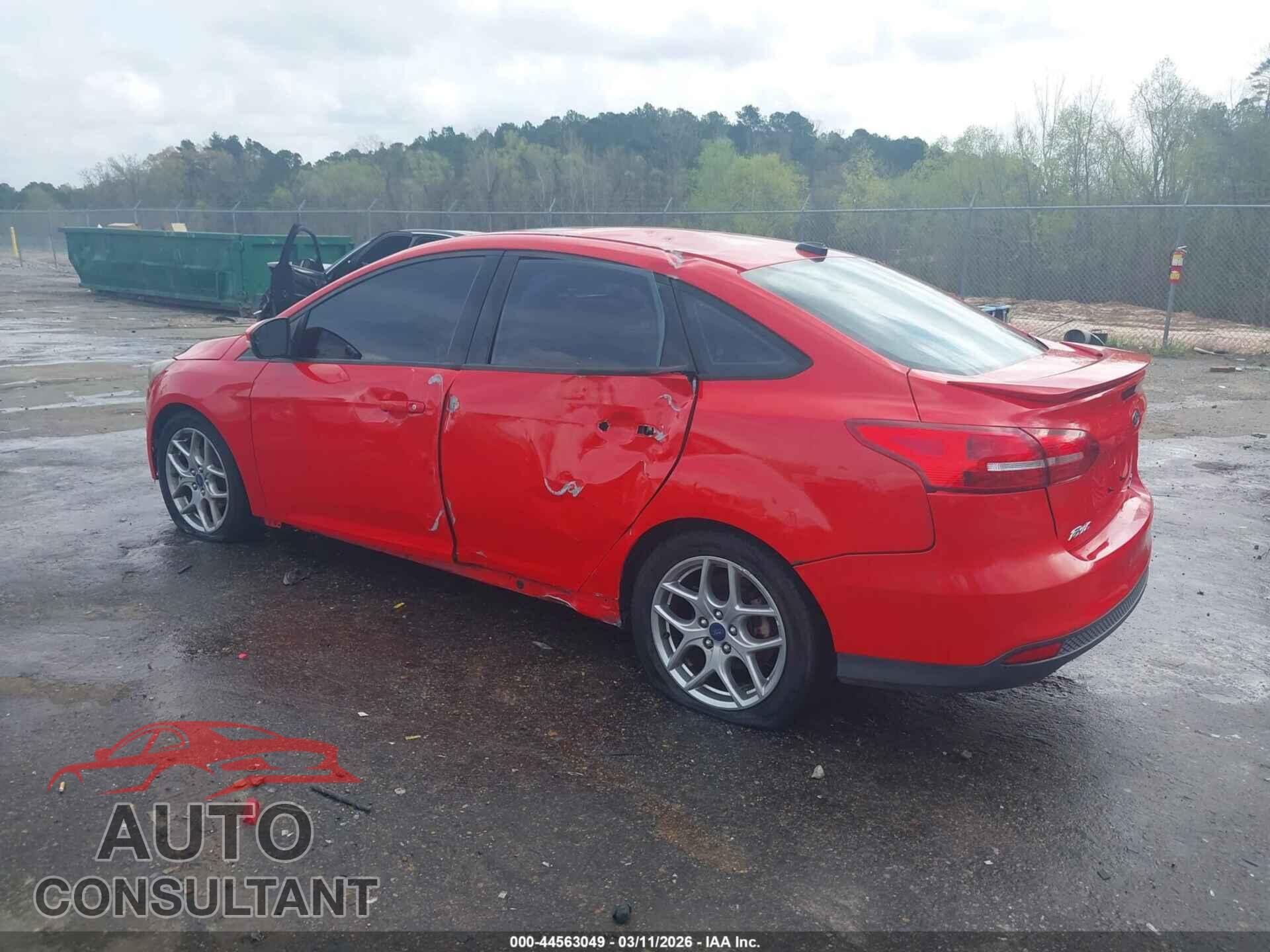 FORD FOCUS 2015 - 1FADP3F29FL321071