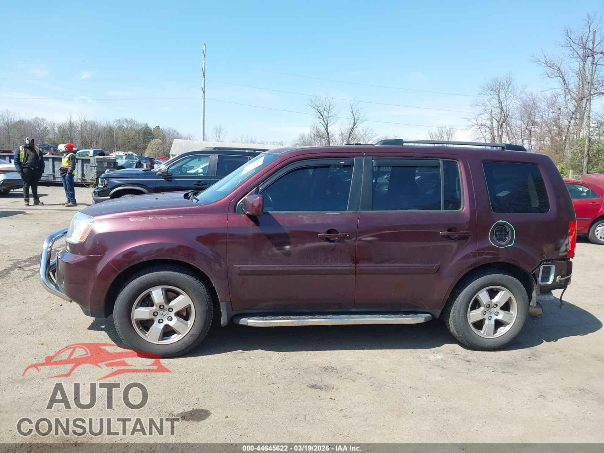 HONDA PILOT 2011 - 5FNYF4H6XBB011593
