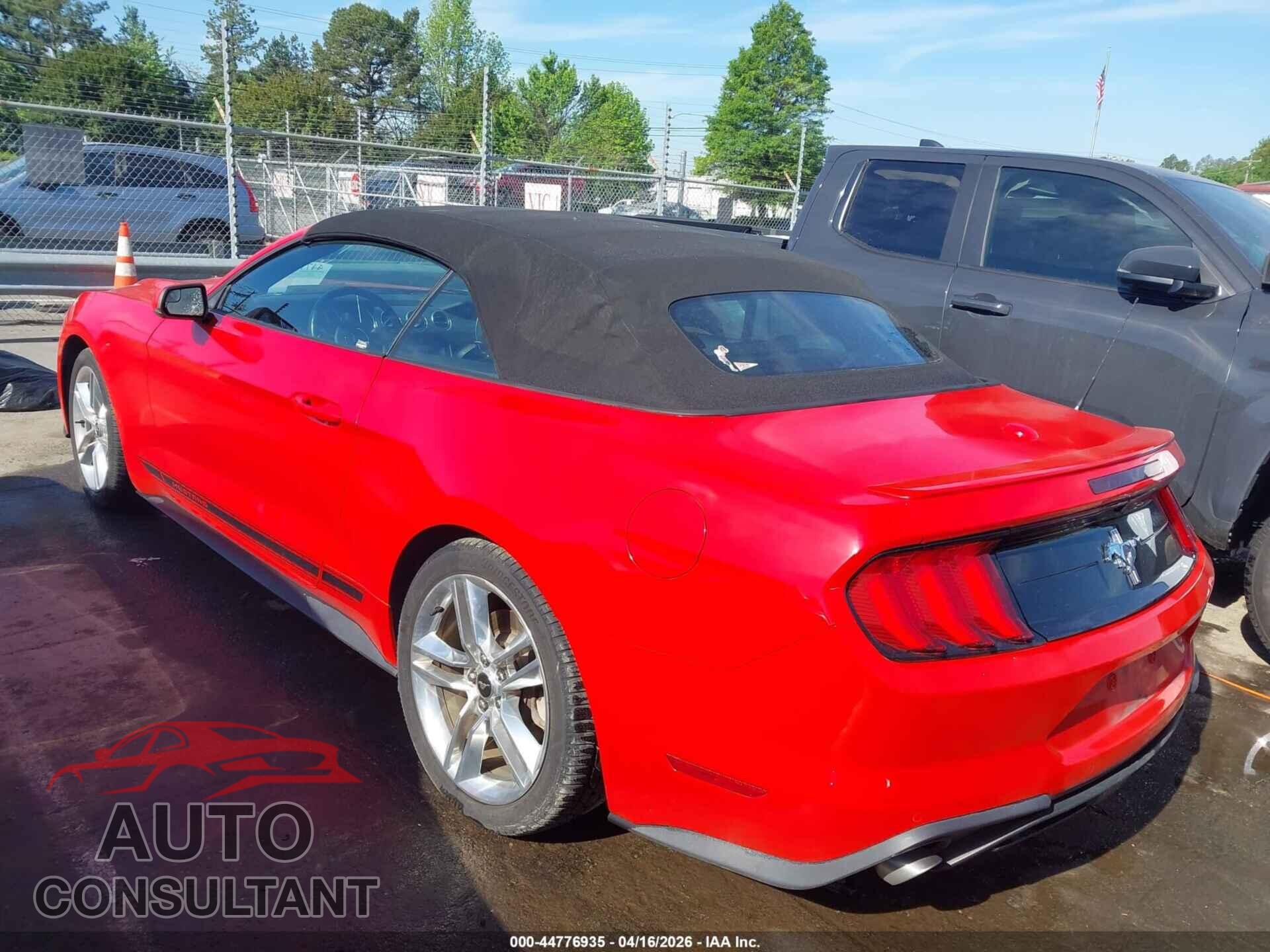 FORD MUSTANG 2019 - 1FATP8UH9K5119622