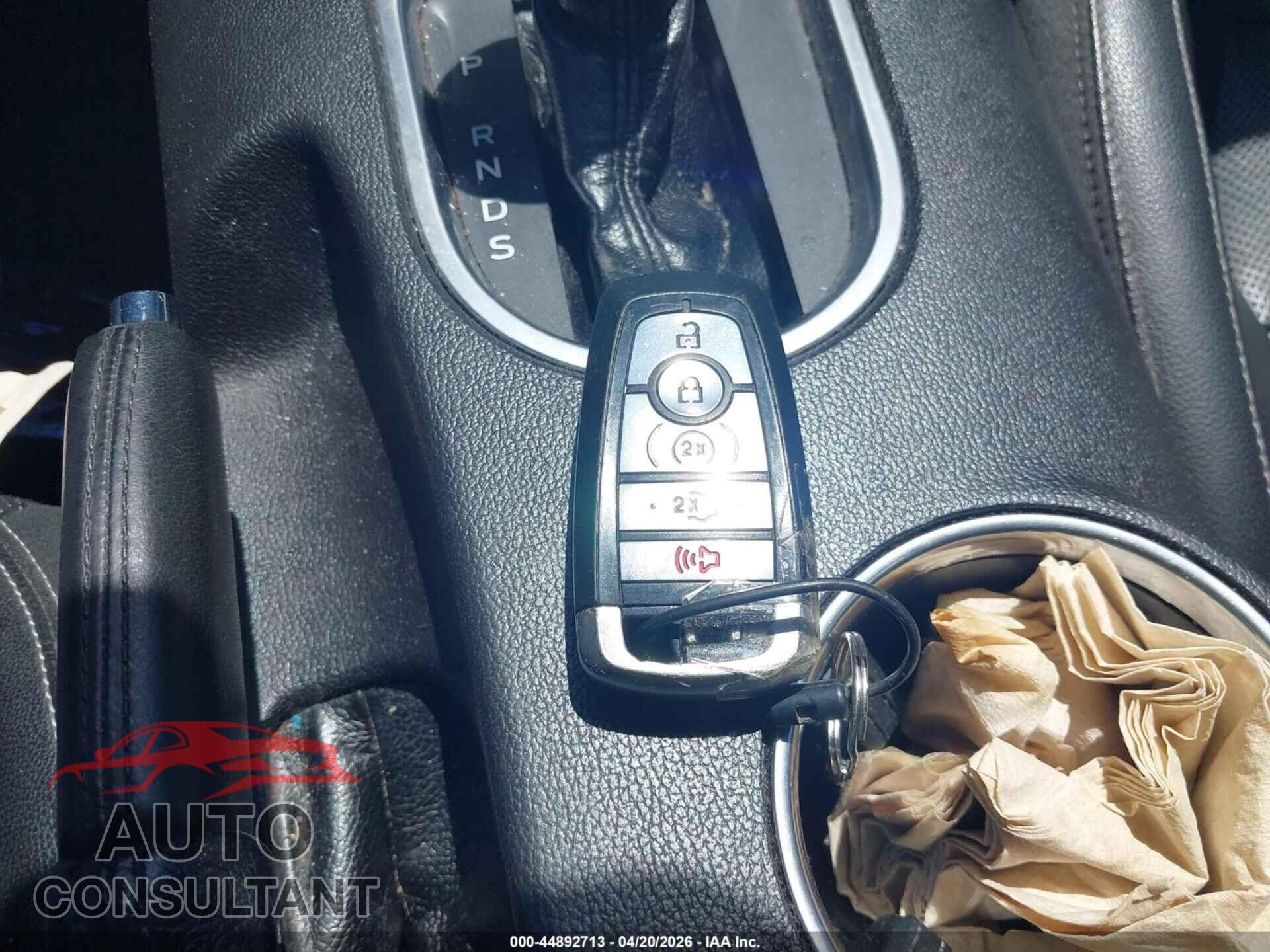 FORD MUSTANG 2020 - 1FATP8UH1L5113377
