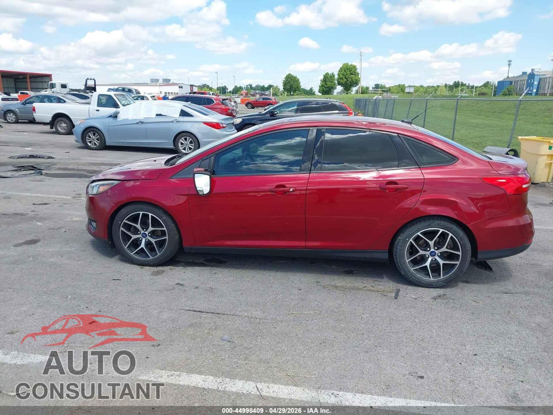 FORD FOCUS 2017 - 1FADP3FEXHL332920
