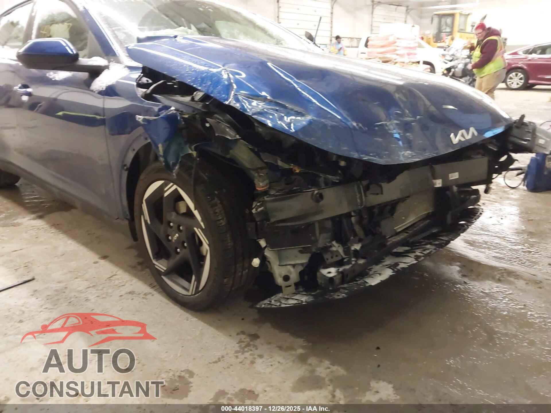 KIA K4 2025 - 3KPFU4DE8SE011477