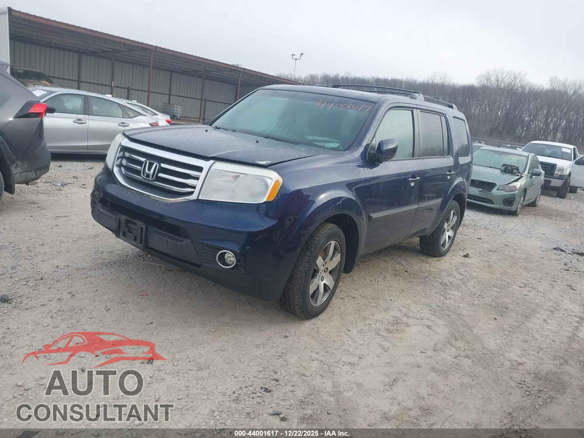 HONDA PILOT 2015 - 5FNYF4H92FB035810