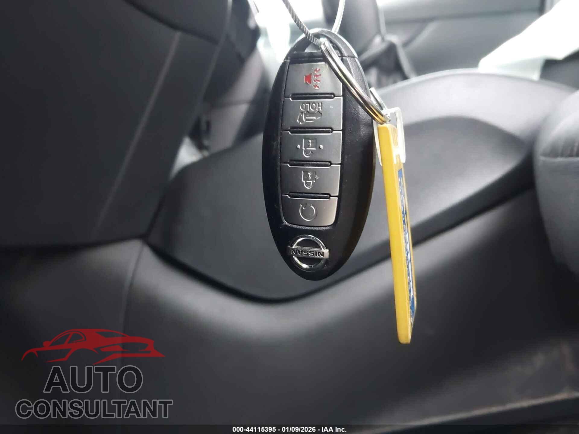 NISSAN ROGUE 2018 - KNMAT2MVXJP595333
