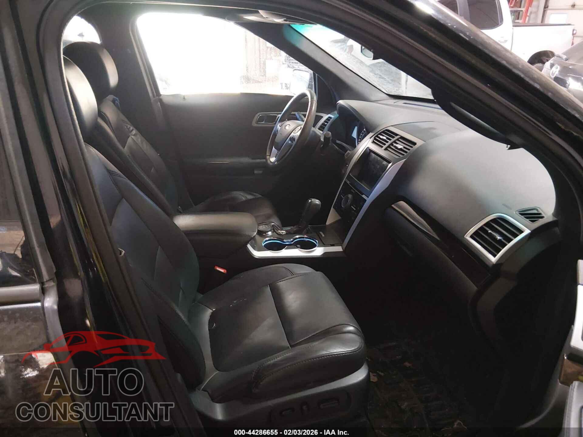 FORD EXPLORER 2015 - 1FM5K8F87FGA34198