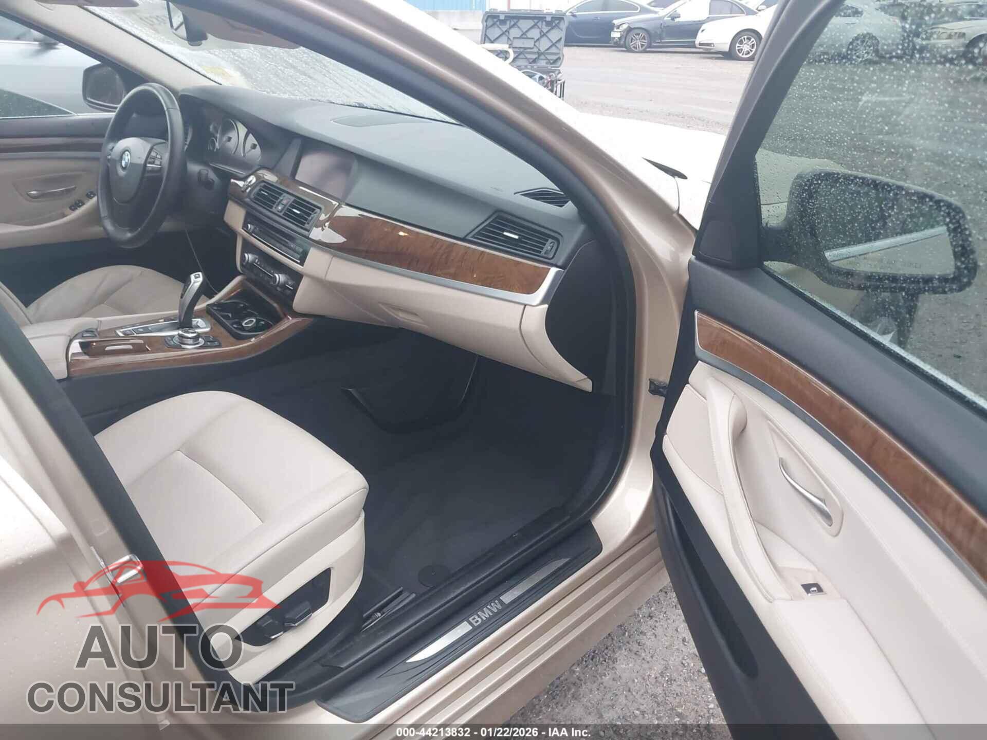 BMW 535I 2013 - WBAFU7C51DDU70709