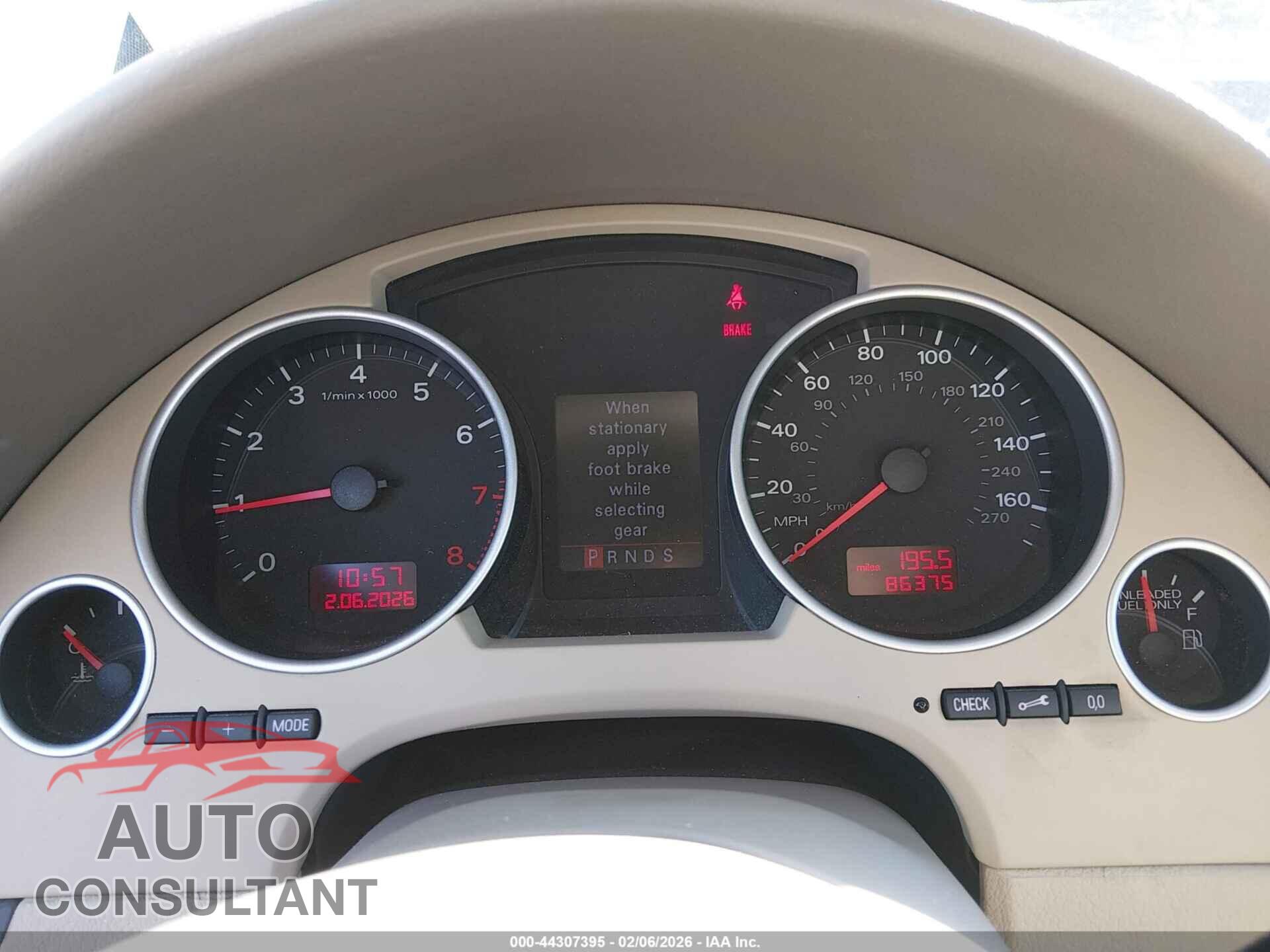 AUDI A4 2009 - WAUDF48H99K010008