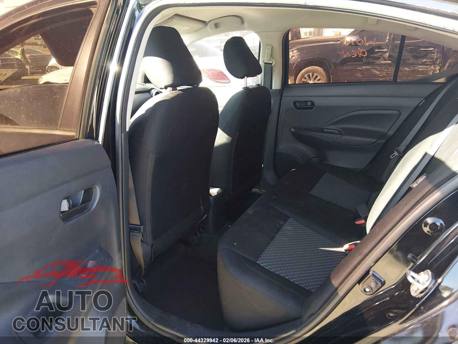 NISSAN VERSA 2021 - 3N1CN8DV4ML907932