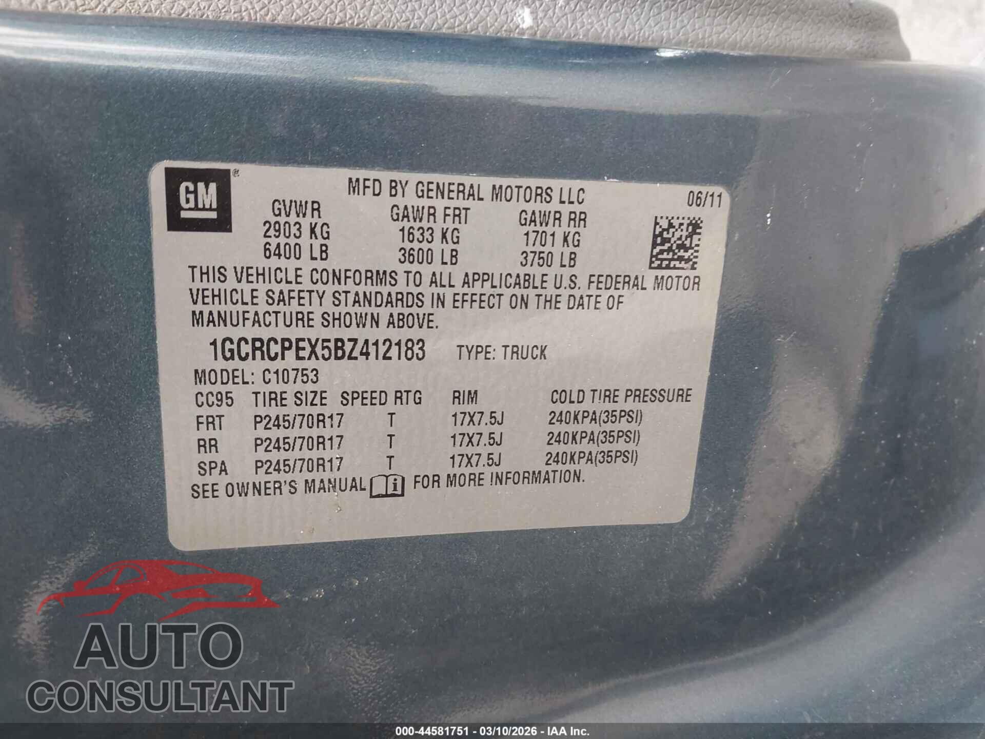 CHEVROLET SILVERADO 1500 2011 - 1GCRCPEX5BZ412183