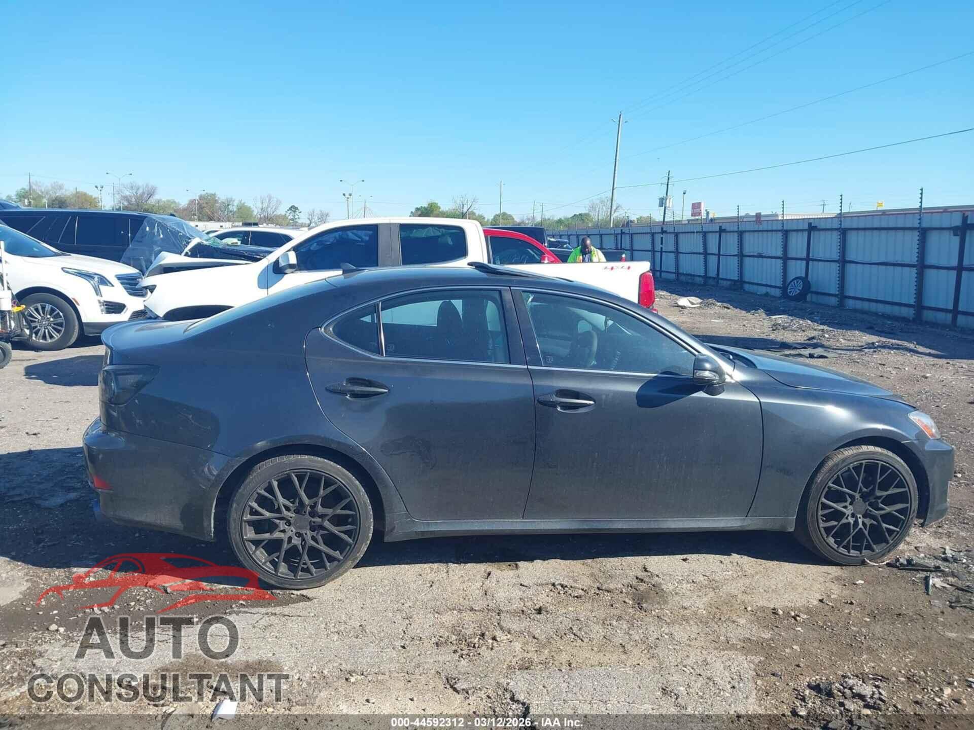 LEXUS IS 350 2010 - JTHBE5C22A5024954