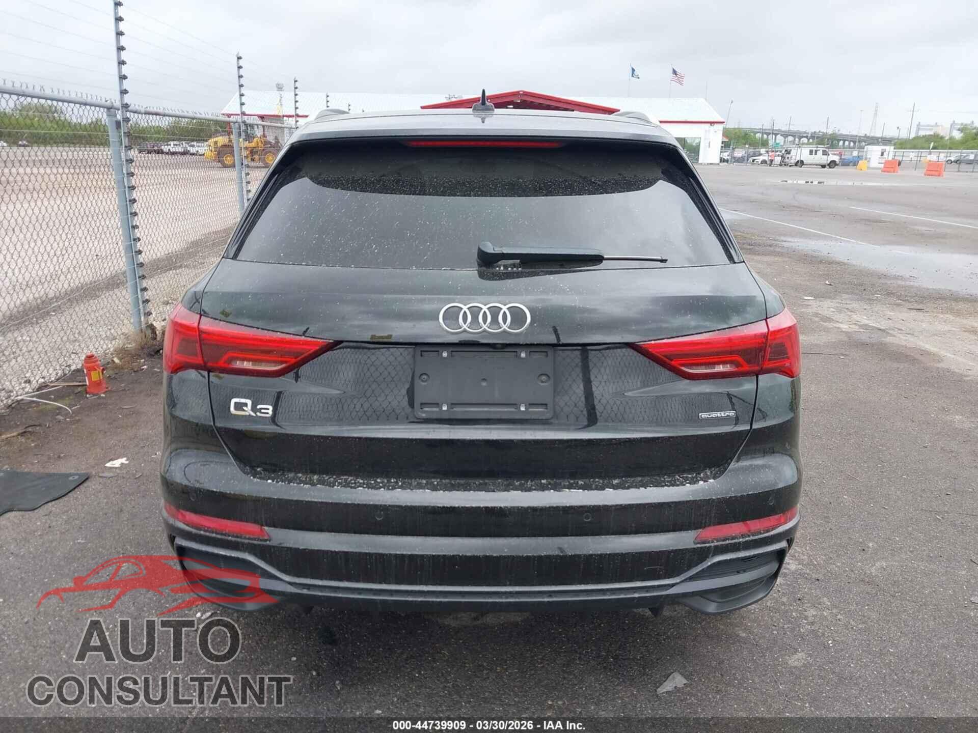 AUDI Q3 2020 - WA1EECF39L1027779