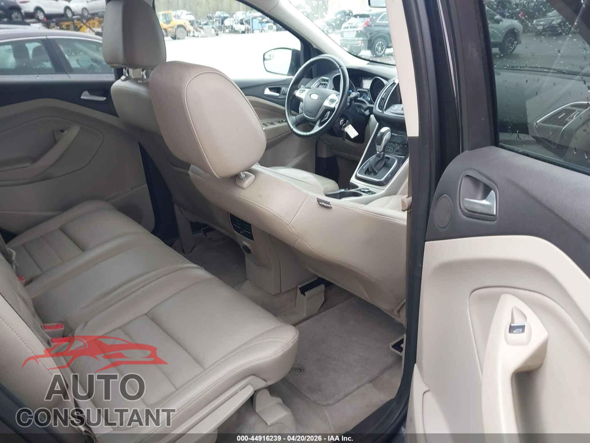 FORD ESCAPE 2013 - 1FMCU9H99DUD58085