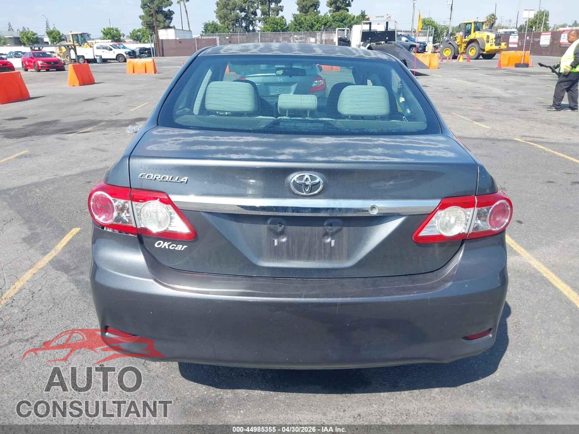TOYOTA COROLLA 2013 - 2T1BU4EE2DC124596