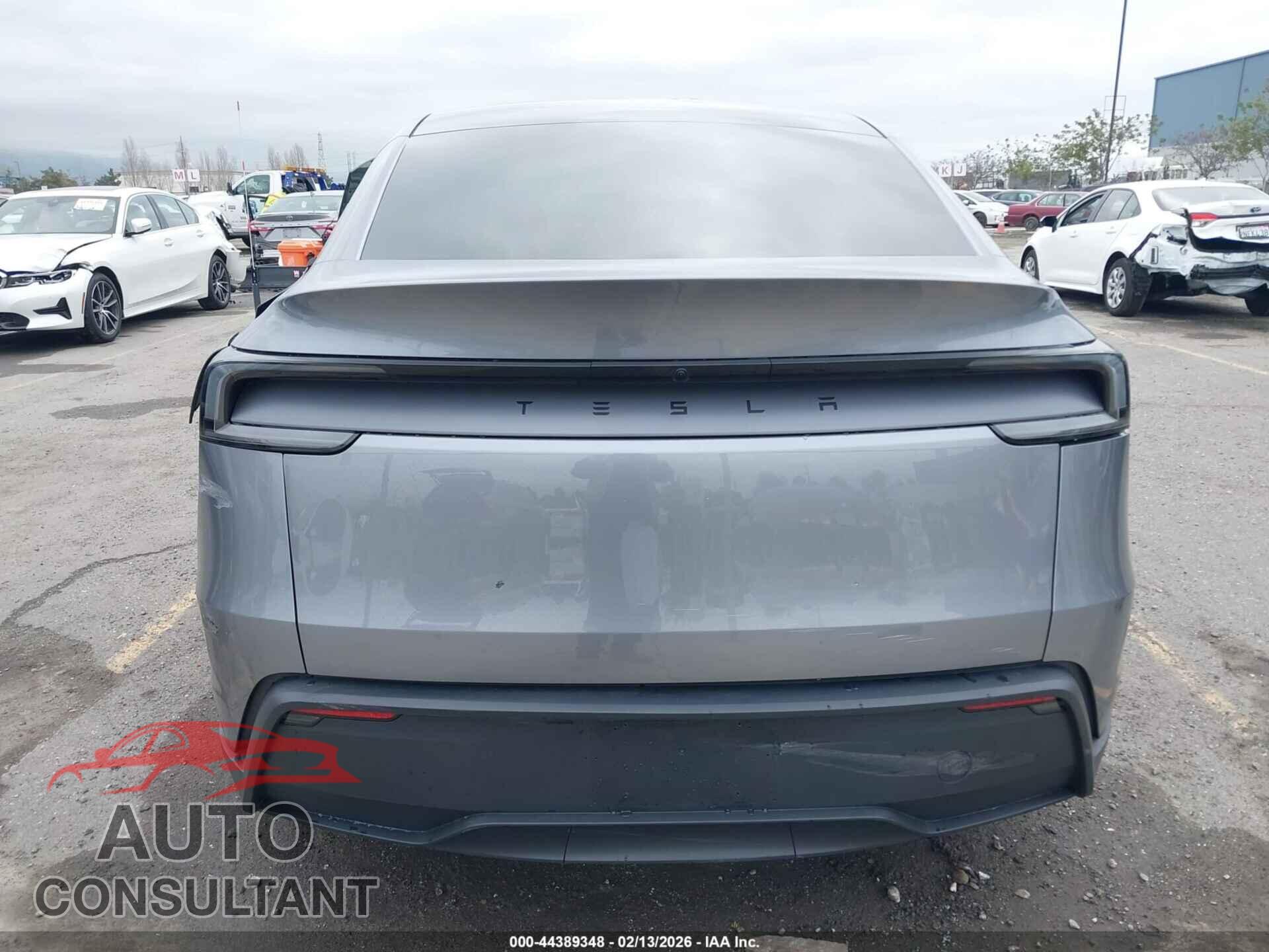 TESLA MODEL Y 2026 - 7SAYGDED6TF538275