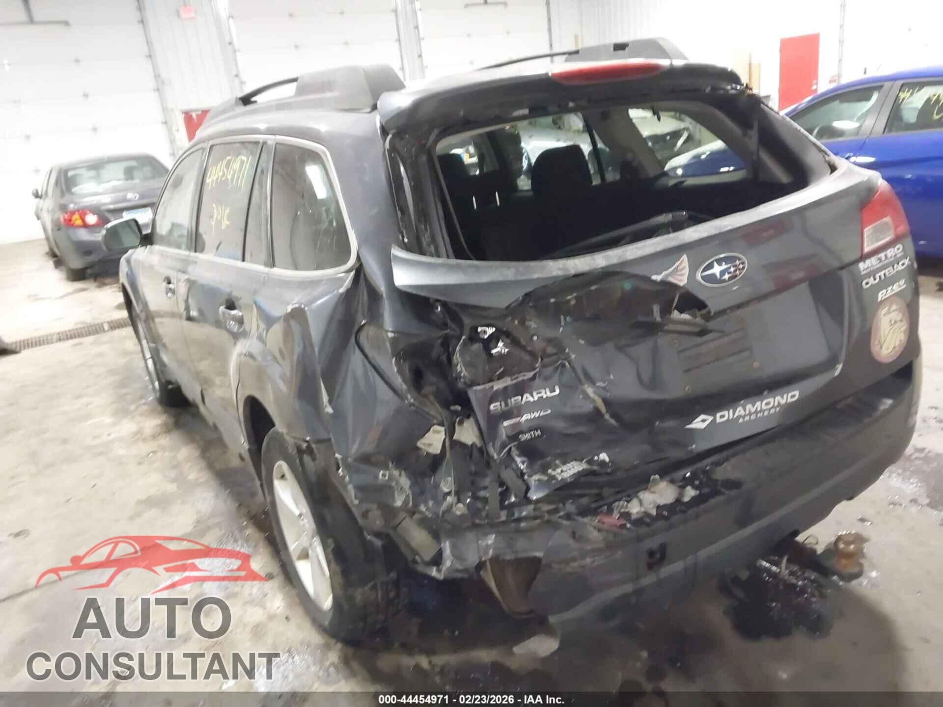 SUBARU OUTBACK 2013 - 4S4BRBCC3D3210348