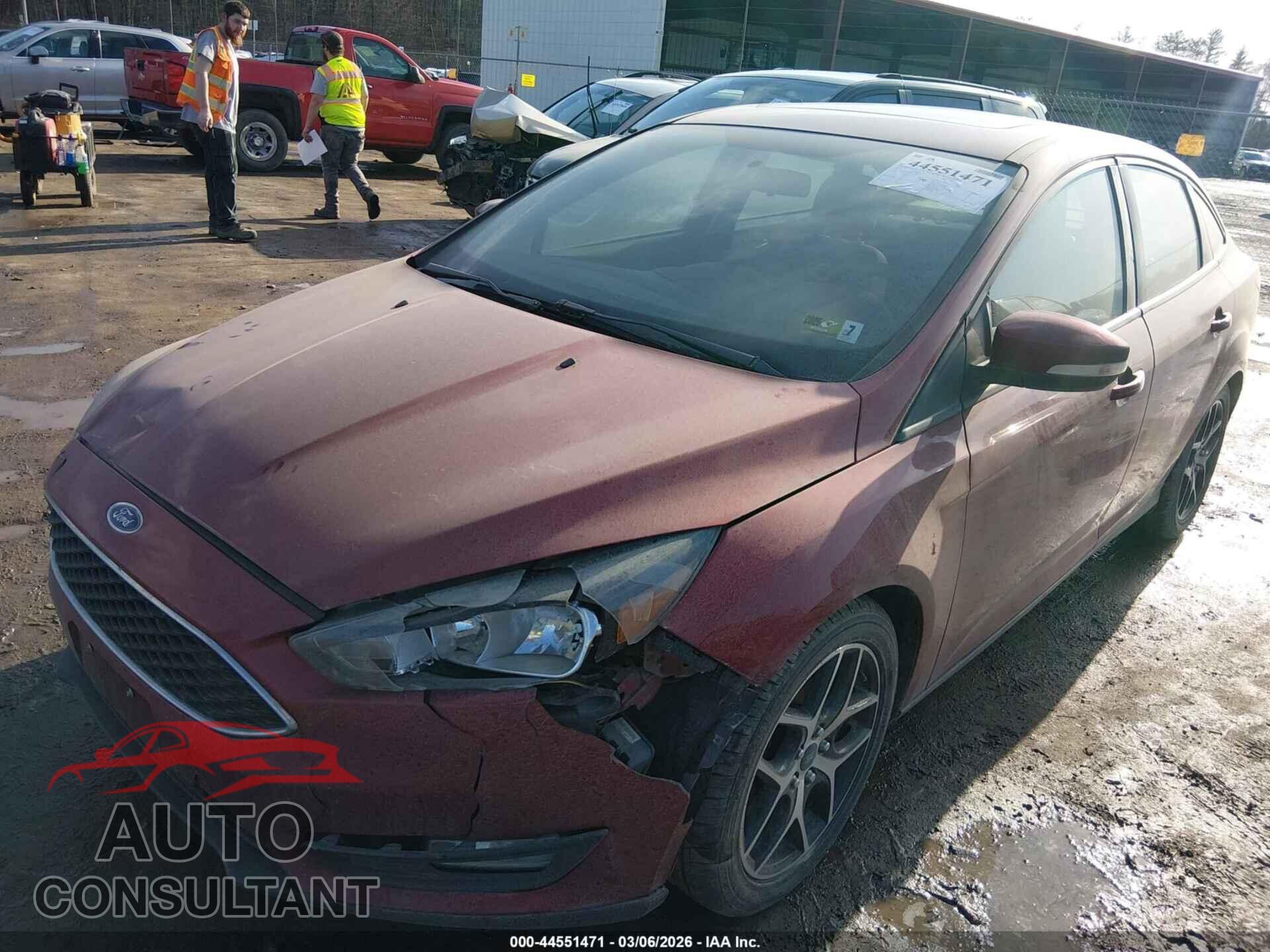FORD FOCUS 2017 - 1FADP3H23HL236713