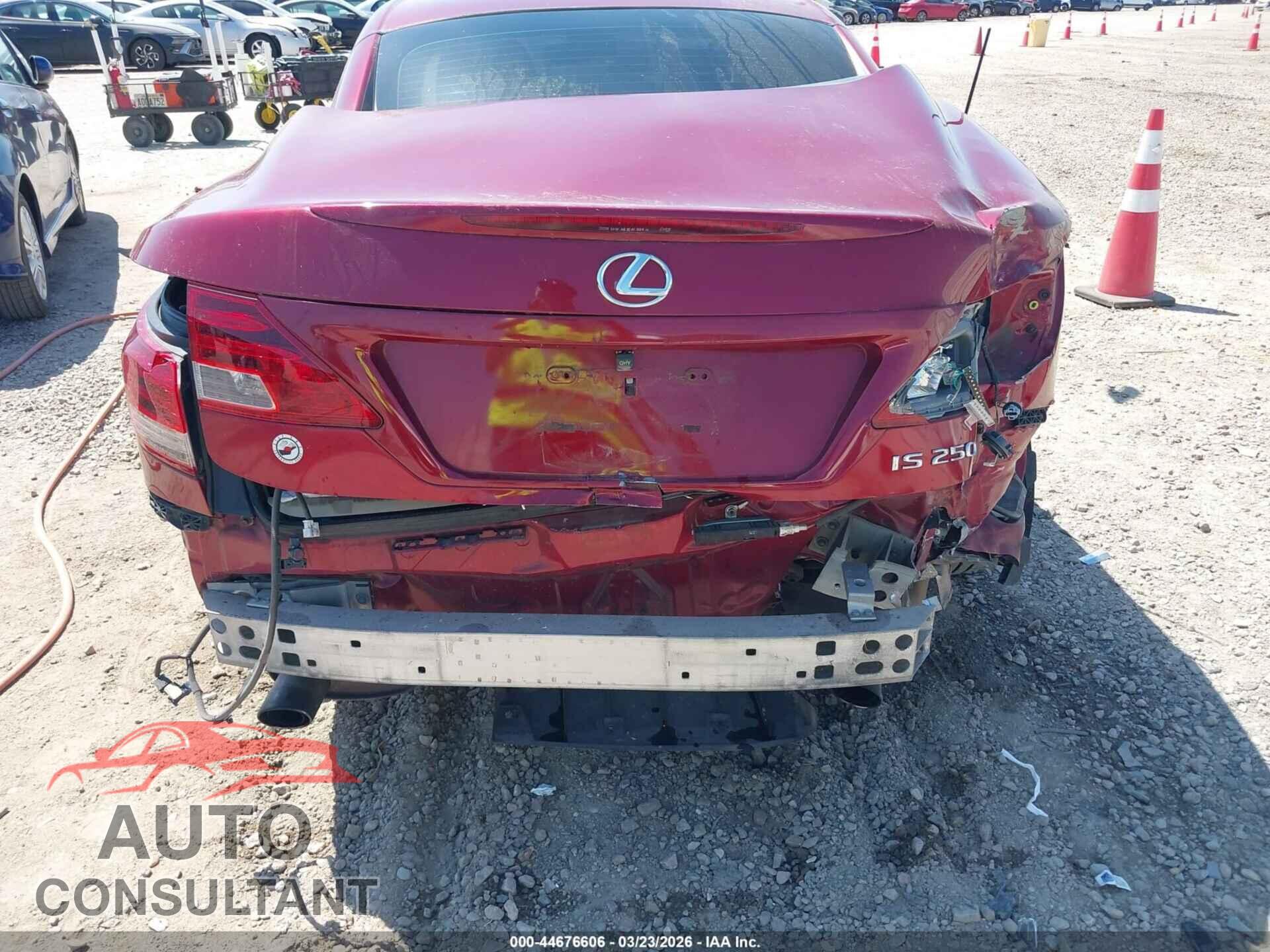 LEXUS IS 250C 2011 - JTHFF2C2XB2519094