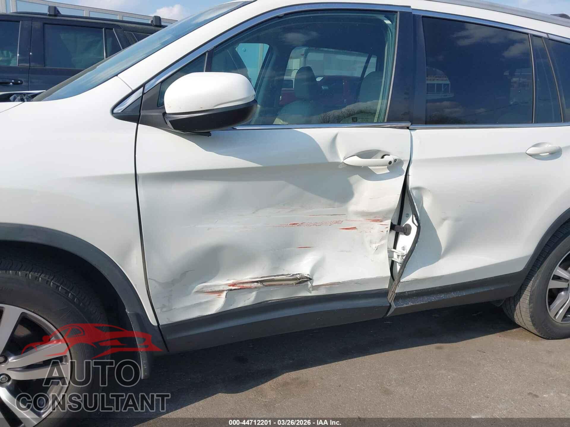 HONDA PILOT 2017 - 5FNYF6H54HB044391