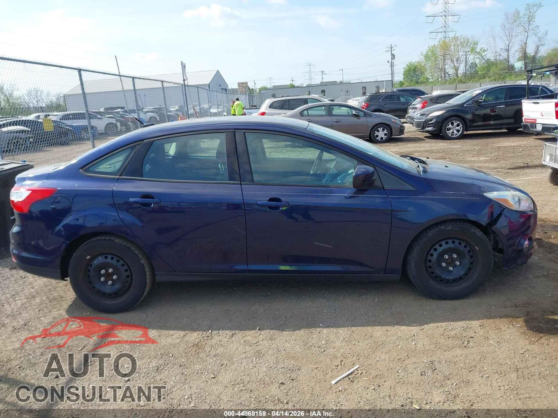 FORD FOCUS 2012 - 1FAHP3F23CL163727