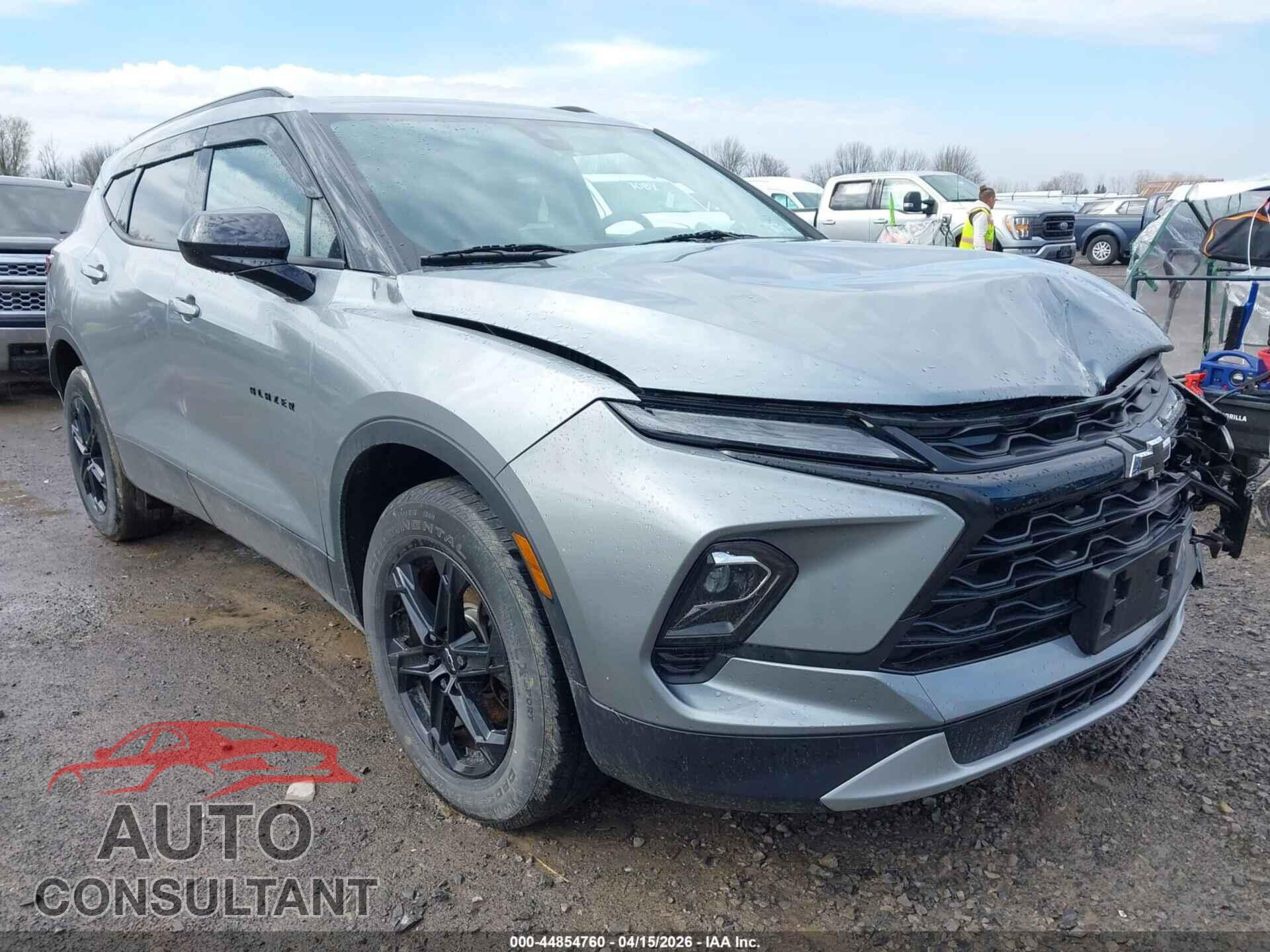 CHEVROLET BLAZER 2023 - 3GNKBHR44PS204432