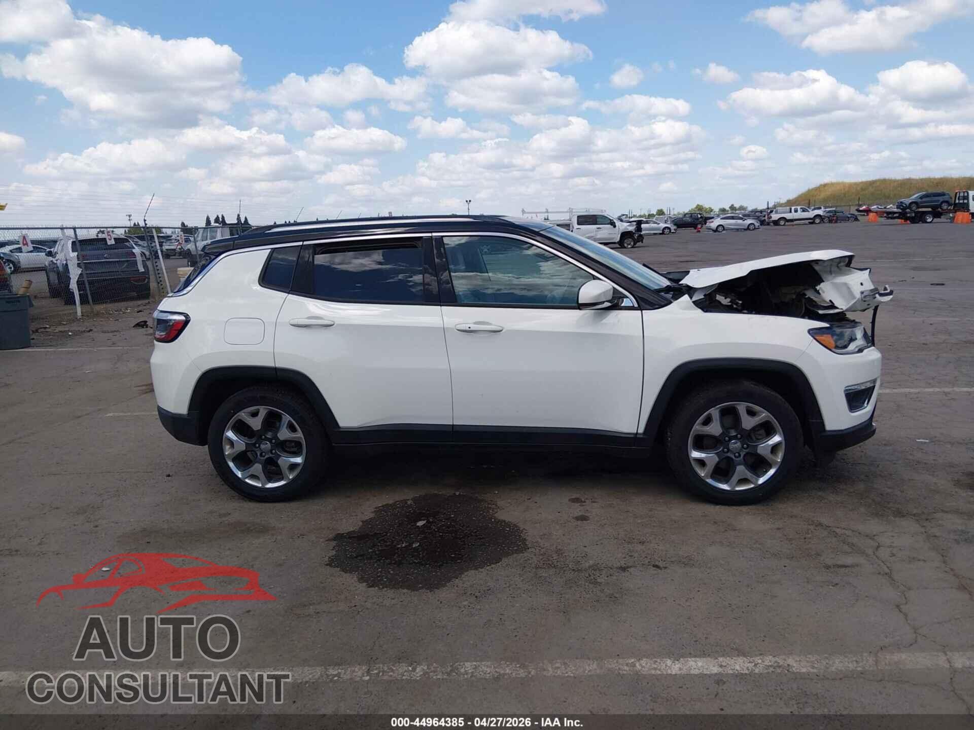 JEEP COMPASS 2018 - 3C4NJCCB4JT405767