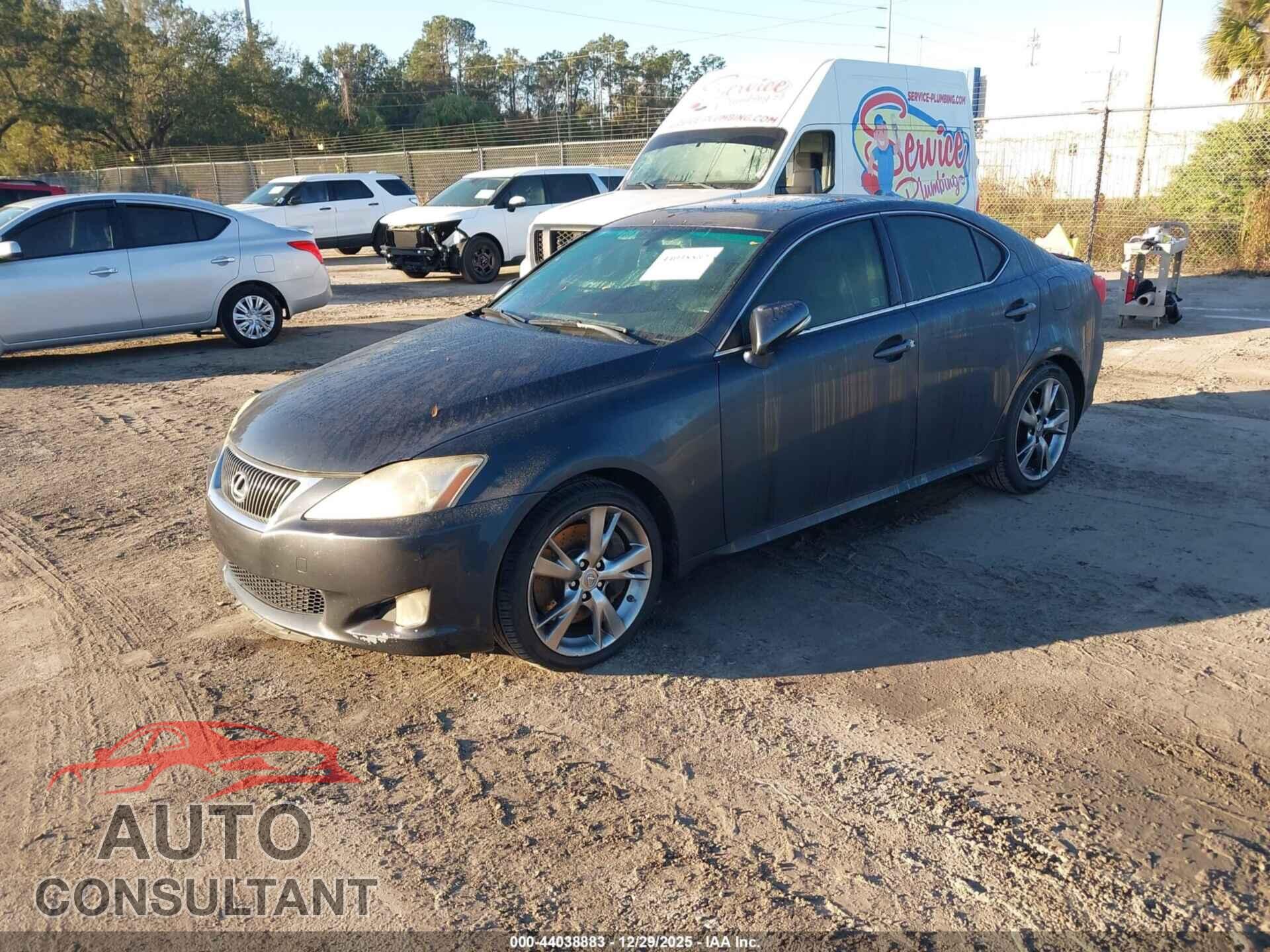 LEXUS IS 350 2009 - JTHBE262692017139