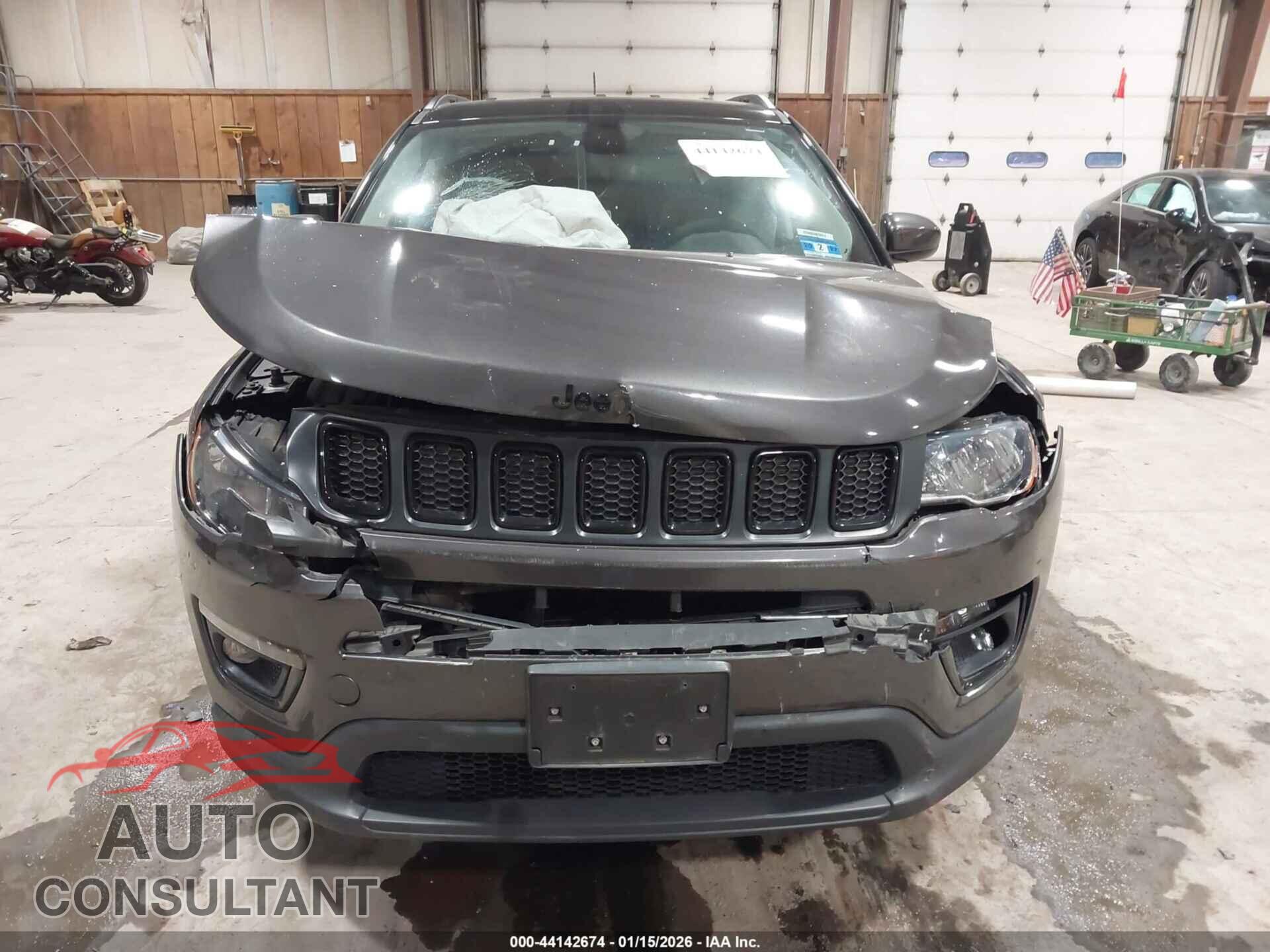 JEEP COMPASS 2020 - 3C4NJDBB6LT139601