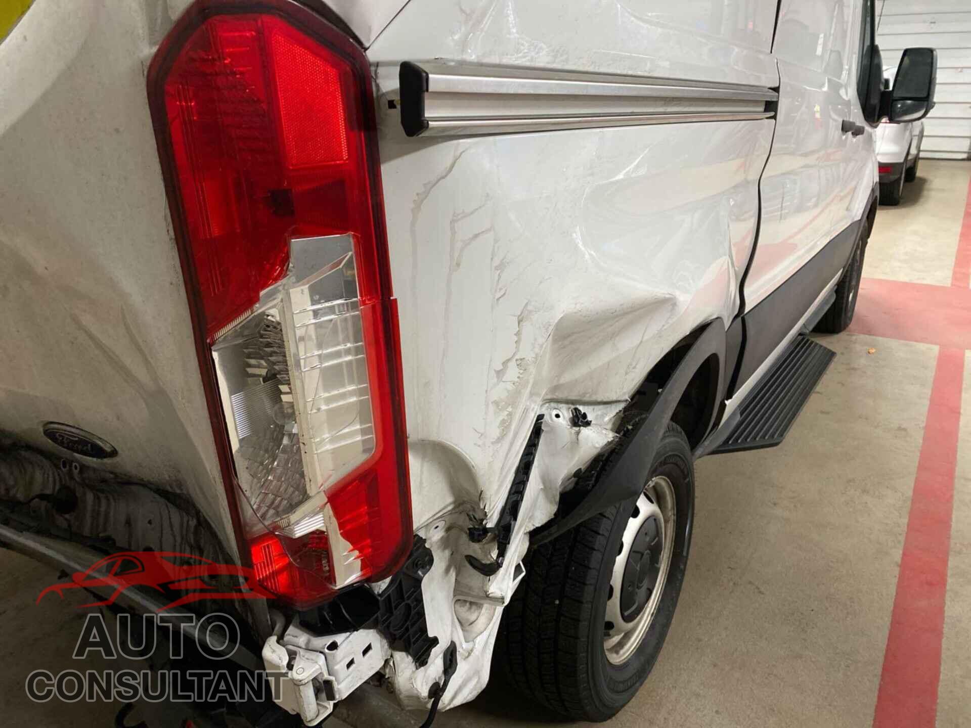 FORD TRANSIT 2023 - 1FTYE1C83PKB28520