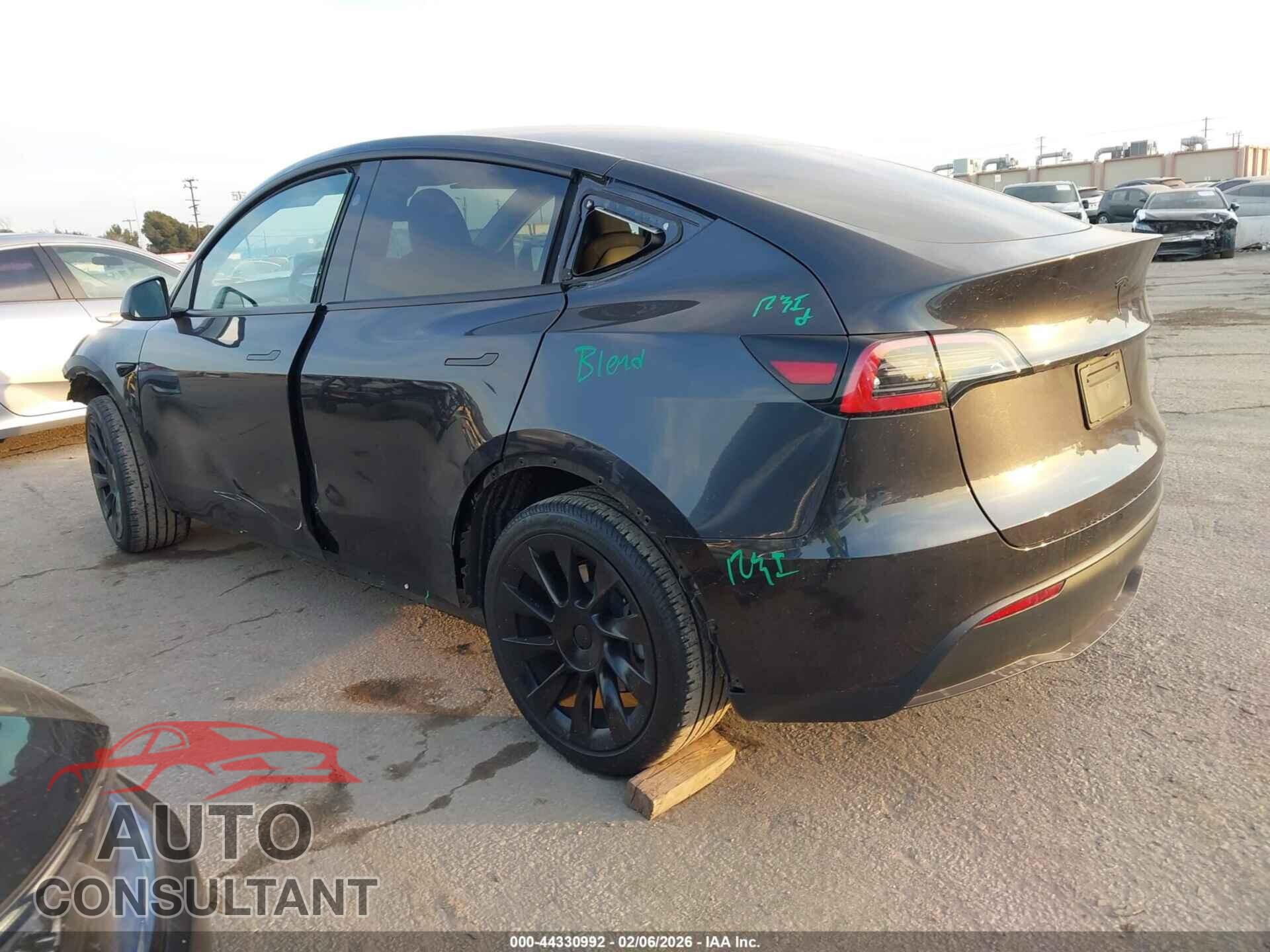 TESLA MODEL Y 2024 - 7SAYGDED6RF212565