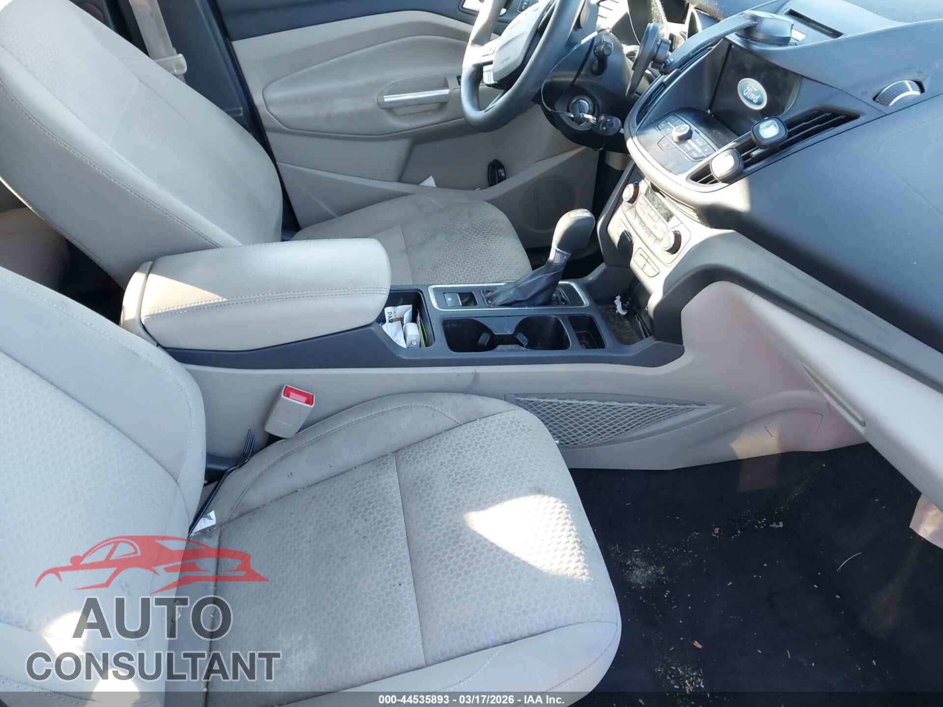FORD ESCAPE 2017 - 1FMCU9GD2HUD33718