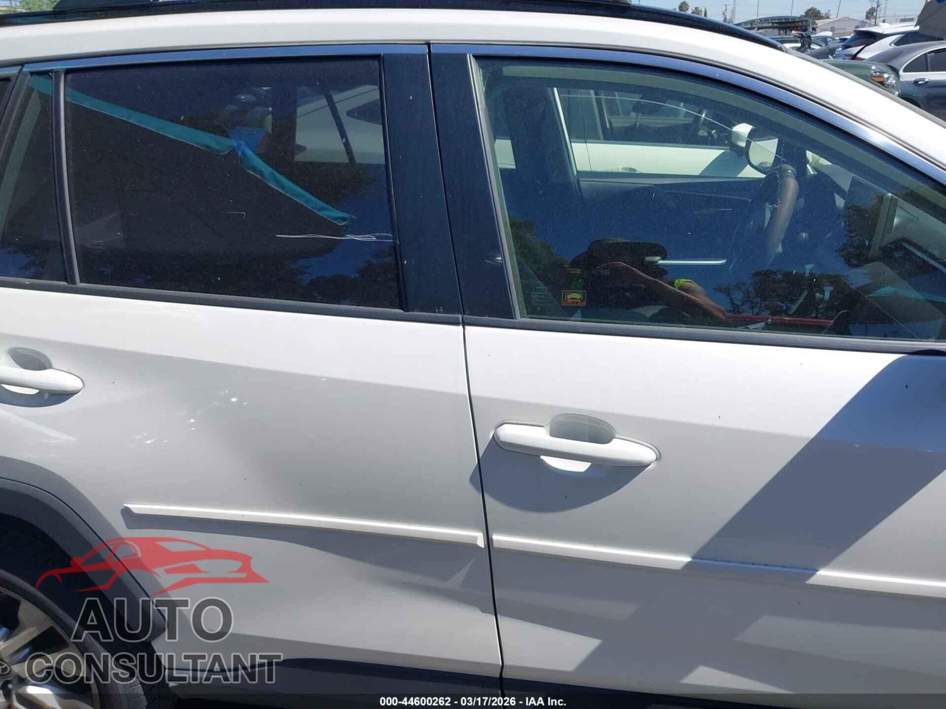 TOYOTA RAV4 2021 - JTMC1RFV5MD083683