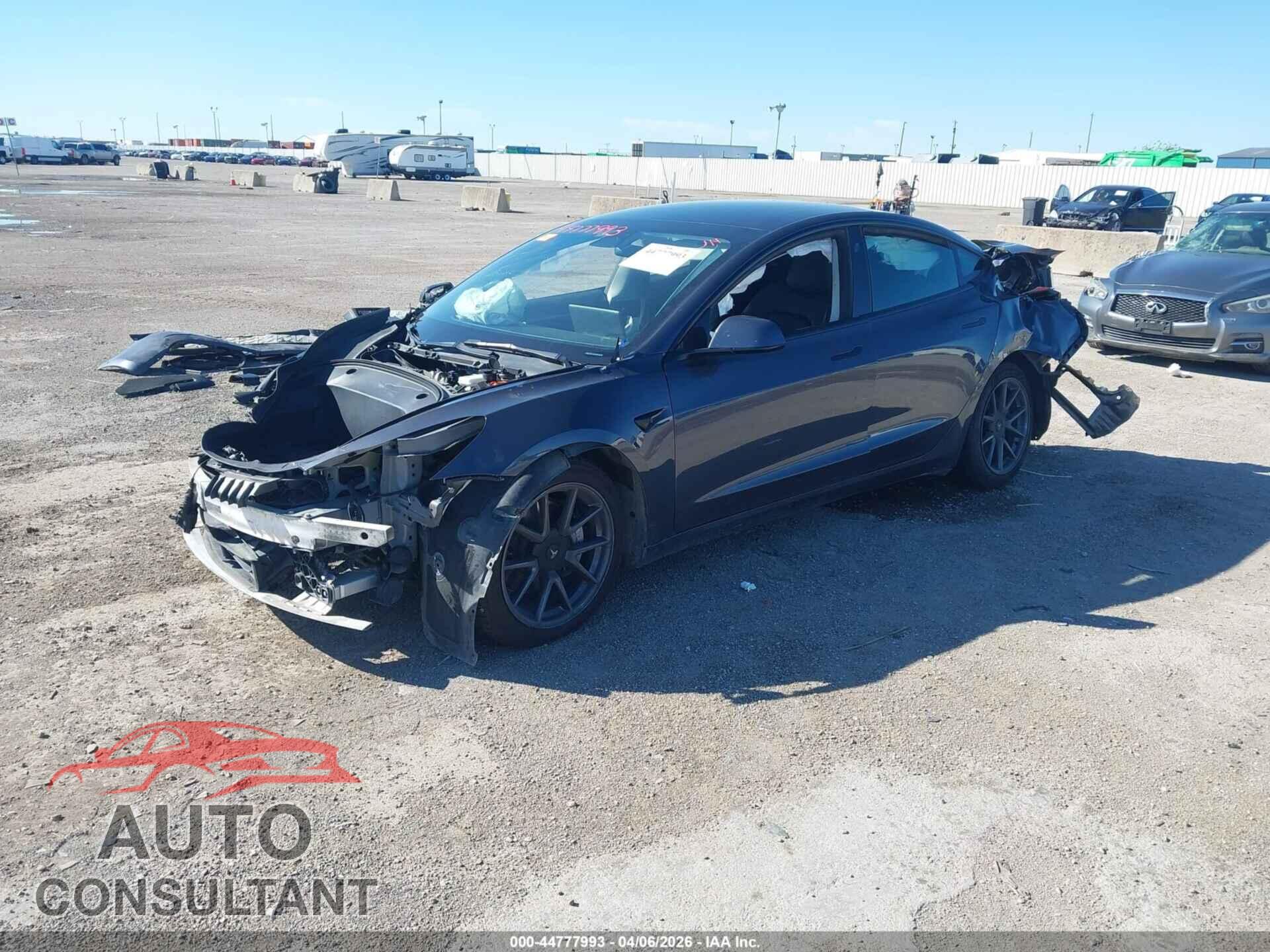 TESLA MODEL 3 2022 - 5YJ3E1EB3NF228548