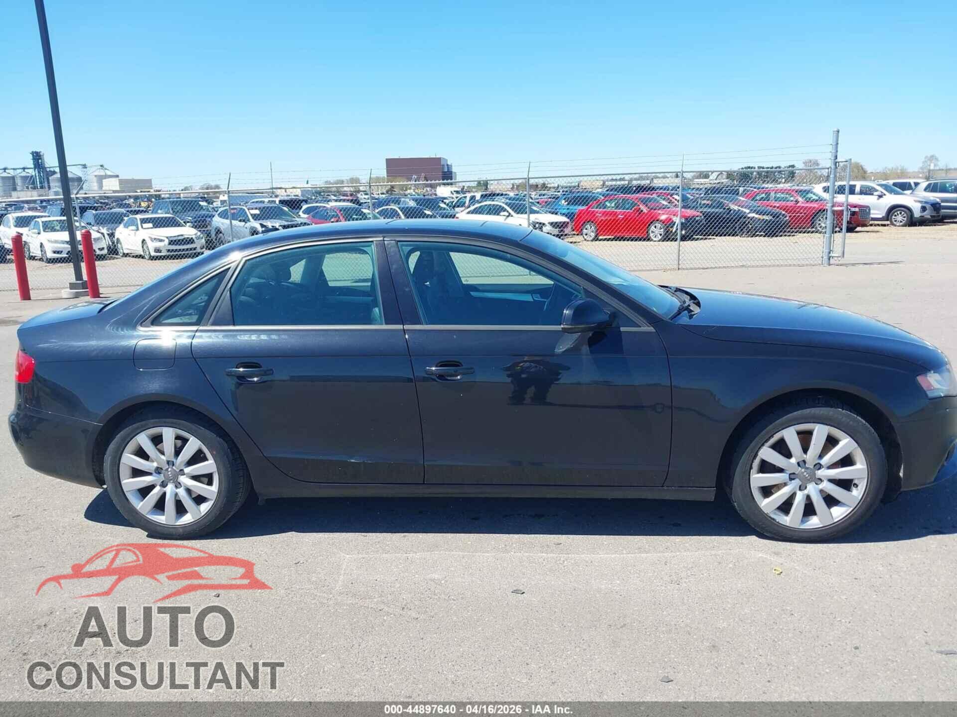 AUDI A4 2012 - WAUBFAFL6CN013533