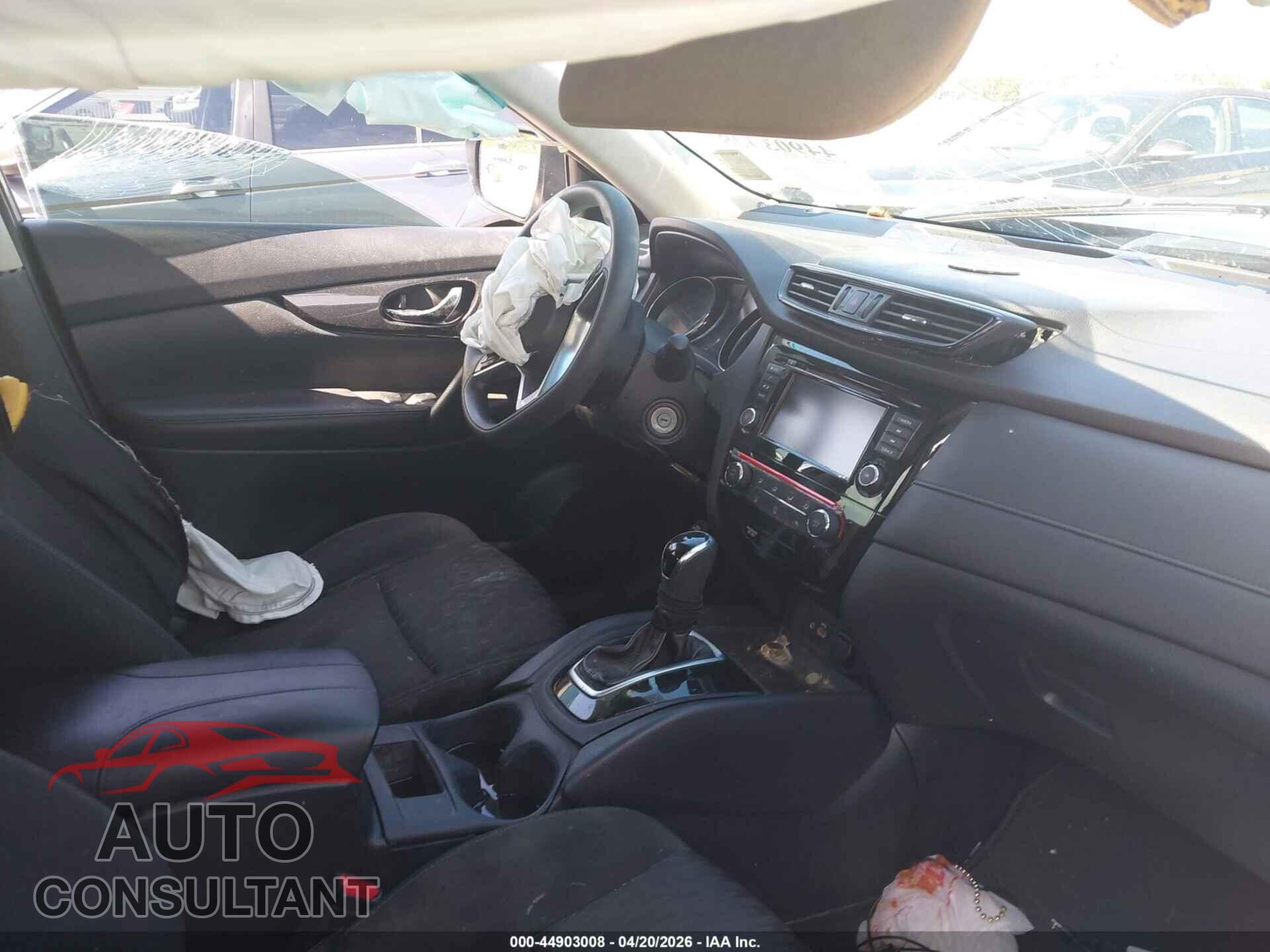 NISSAN ROGUE 2018 - KNMAT2MT1JP616245