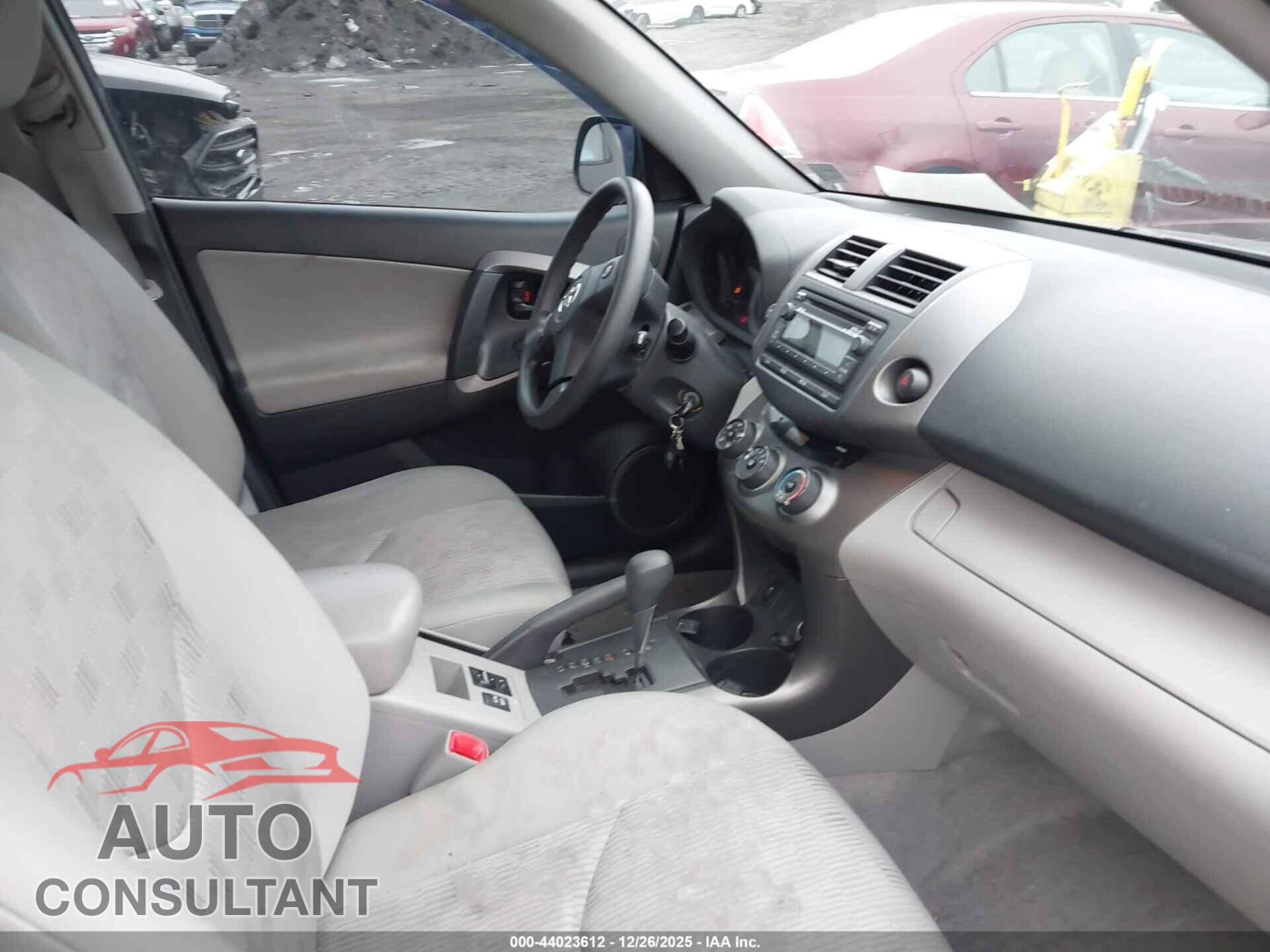 TOYOTA RAV4 2012 - 2T3BF4DV1CW222602