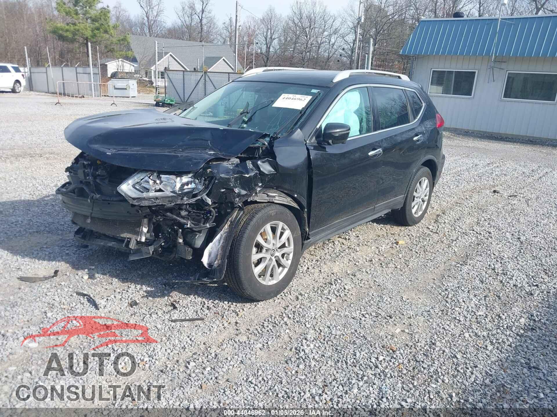 NISSAN ROGUE 2017 - 5N1AT2MV6HC886313