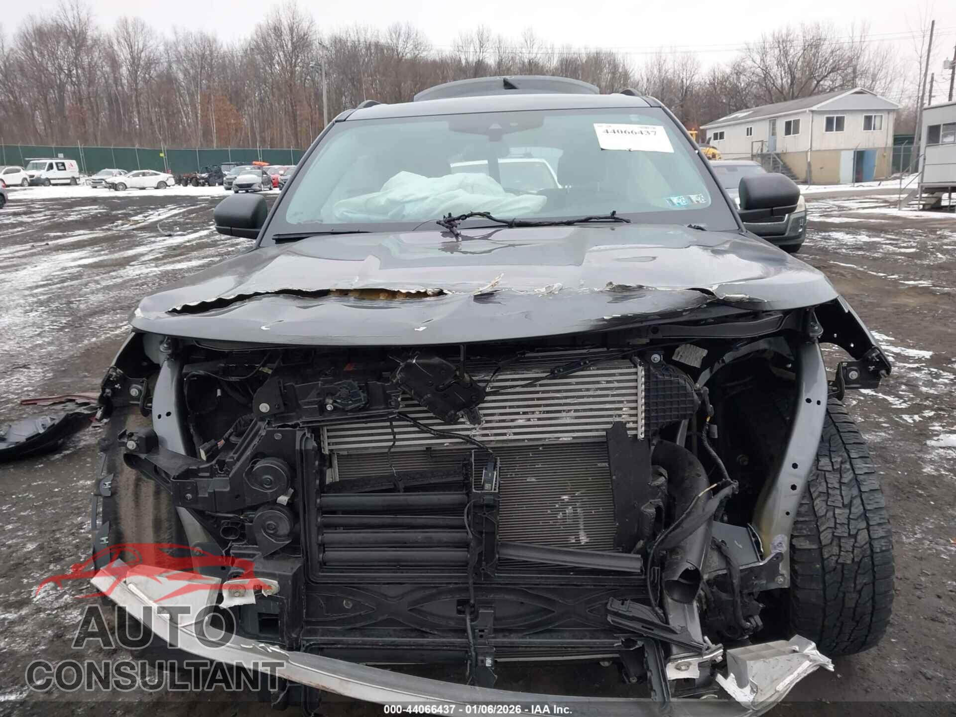 FORD EXPLORER 2023 - 1FMSK8DH9PGA82793
