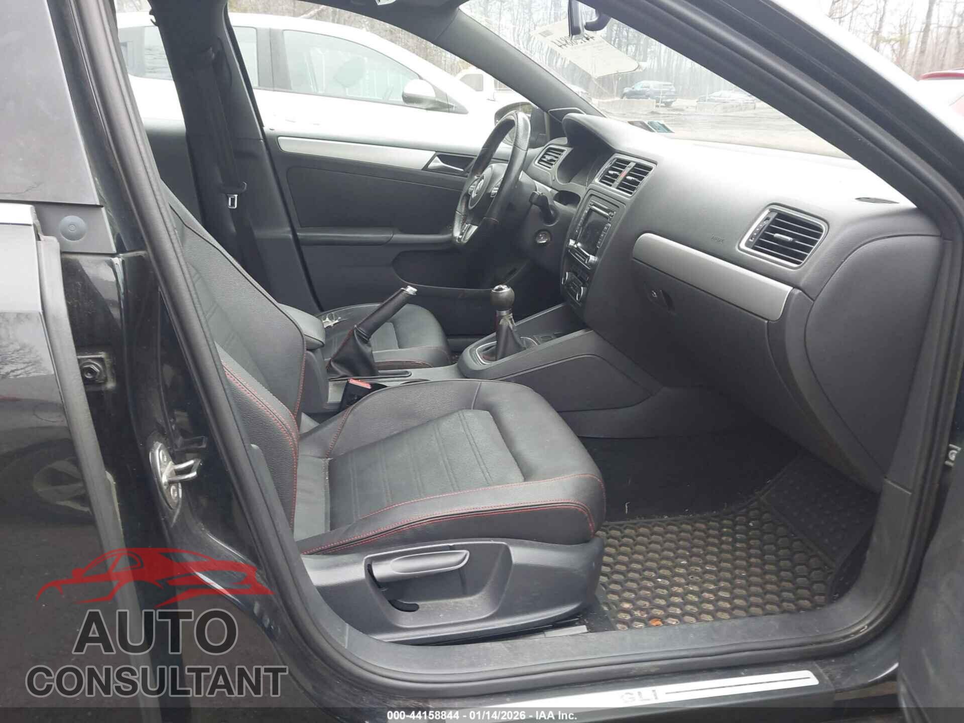 VOLKSWAGEN JETTA 2012 - 3VW5A7AJ7CM060102