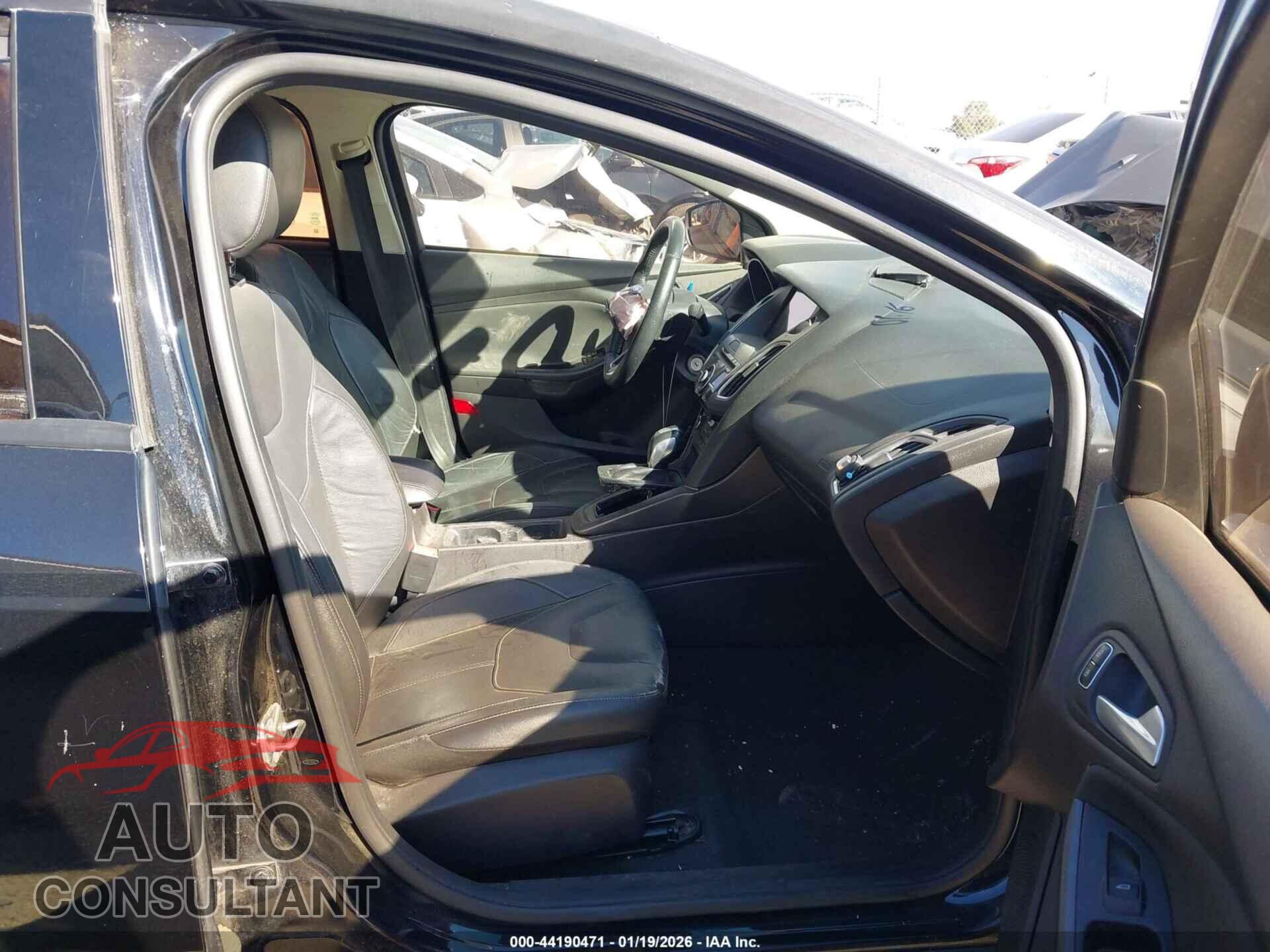 FORD FOCUS 2016 - 1FADP3F2XGL374346