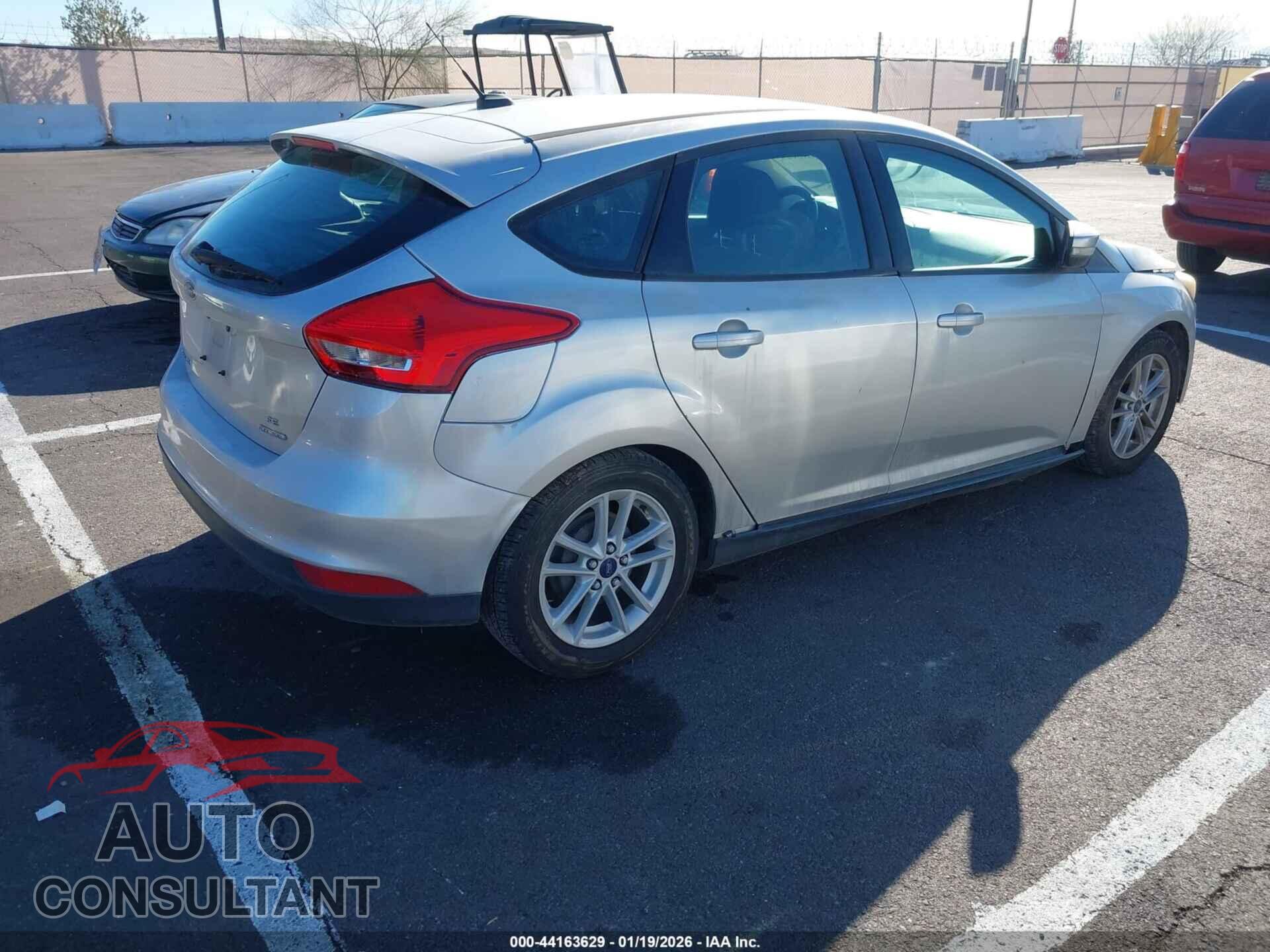 FORD FOCUS 2016 - 1FADP3K20GL344861