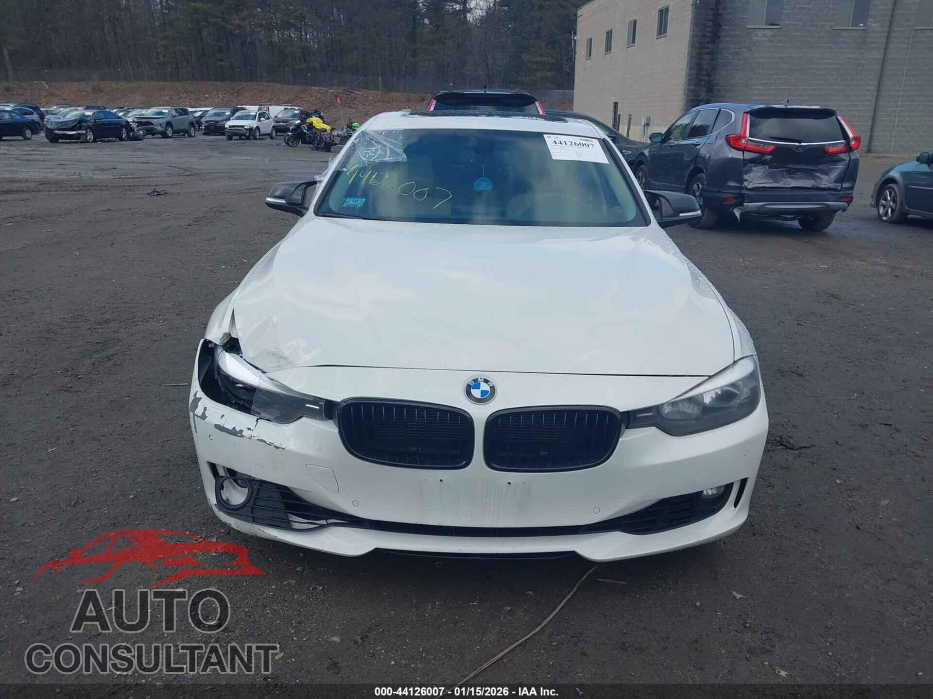 BMW 328I 2014 - WBA3C1C54EK116733