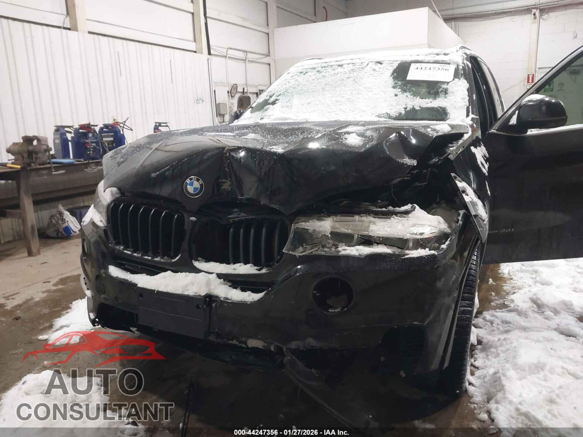 BMW X5 2015 - 5UXKR0C50F0K67376